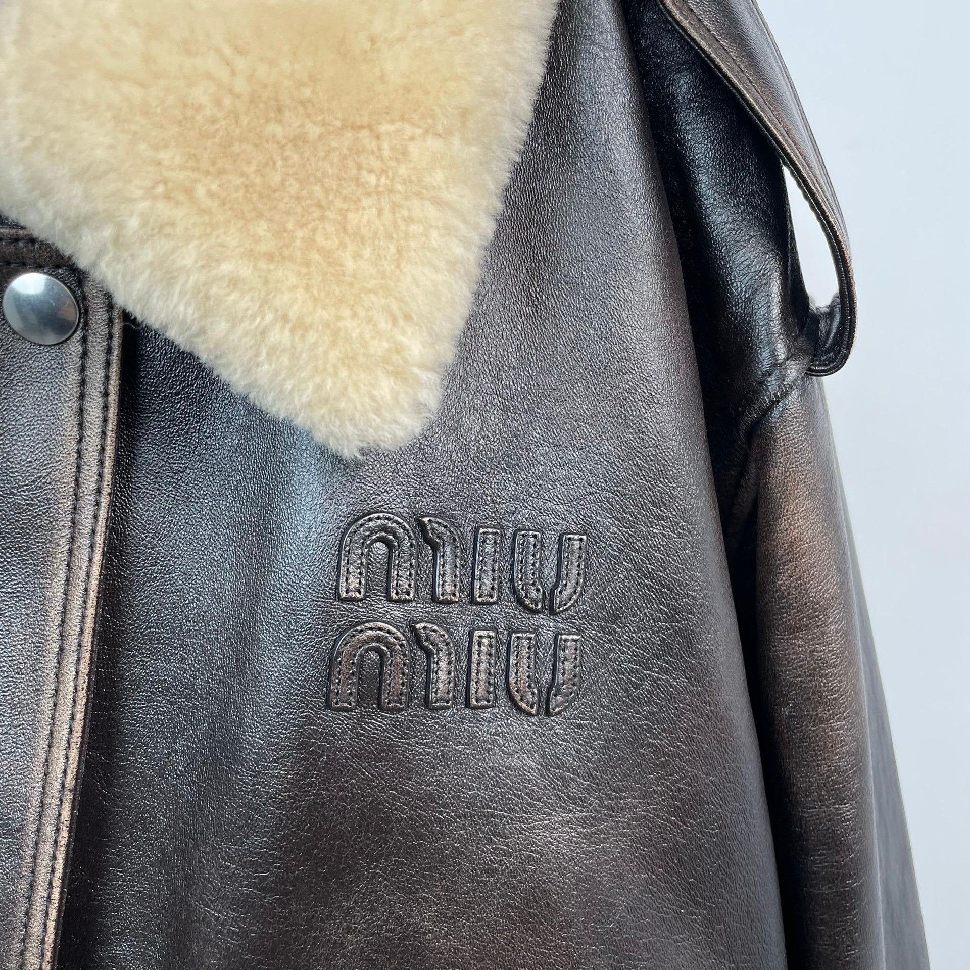 Miu Miu Miu Miu Brown Light Jacket 36 Men Size US S / EU 44-46 / 1 - 4 Thumbnail