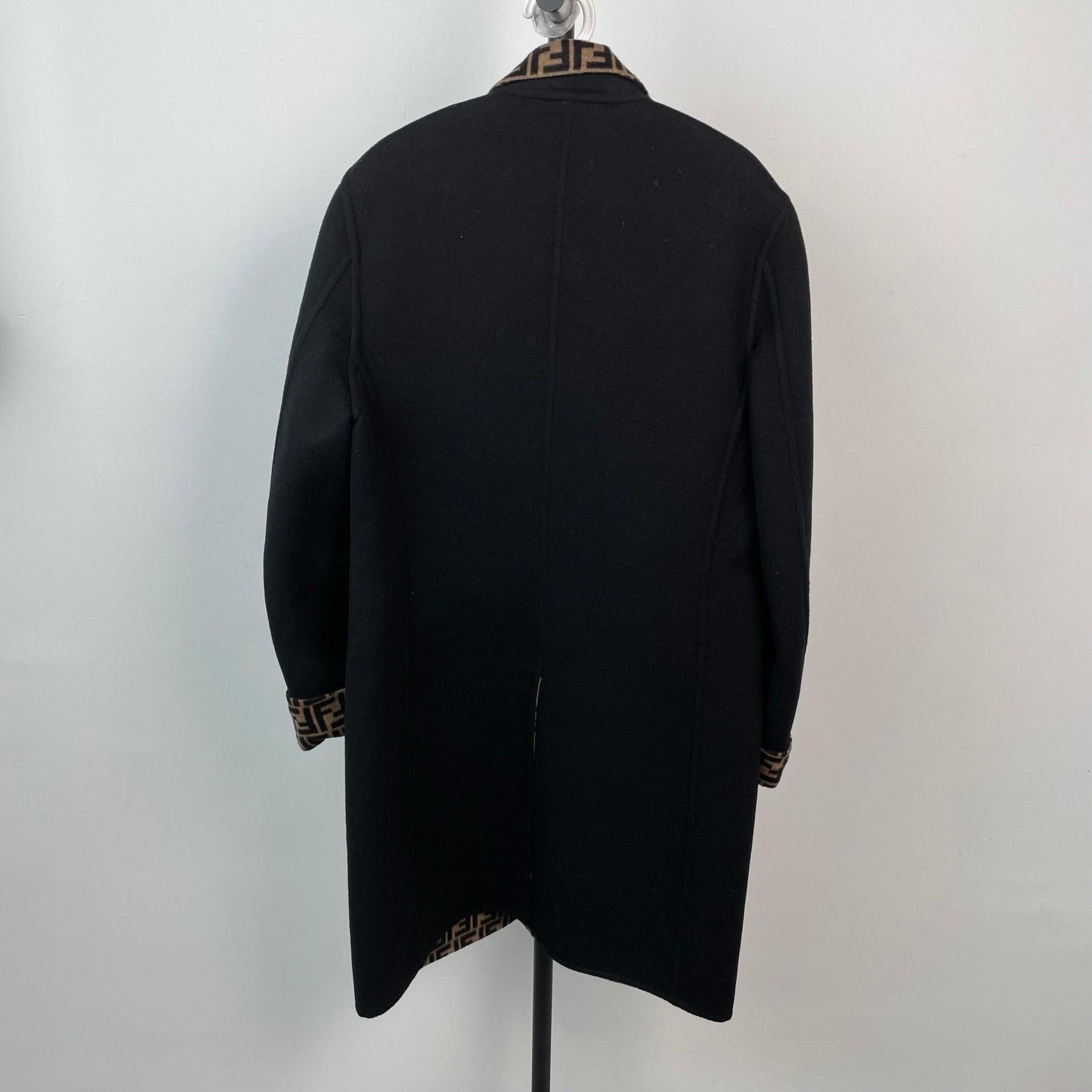 Fendi Fendi Black Heavy Coat 50 Men Size US XL / EU 56 / 4 - 6 Thumbnail