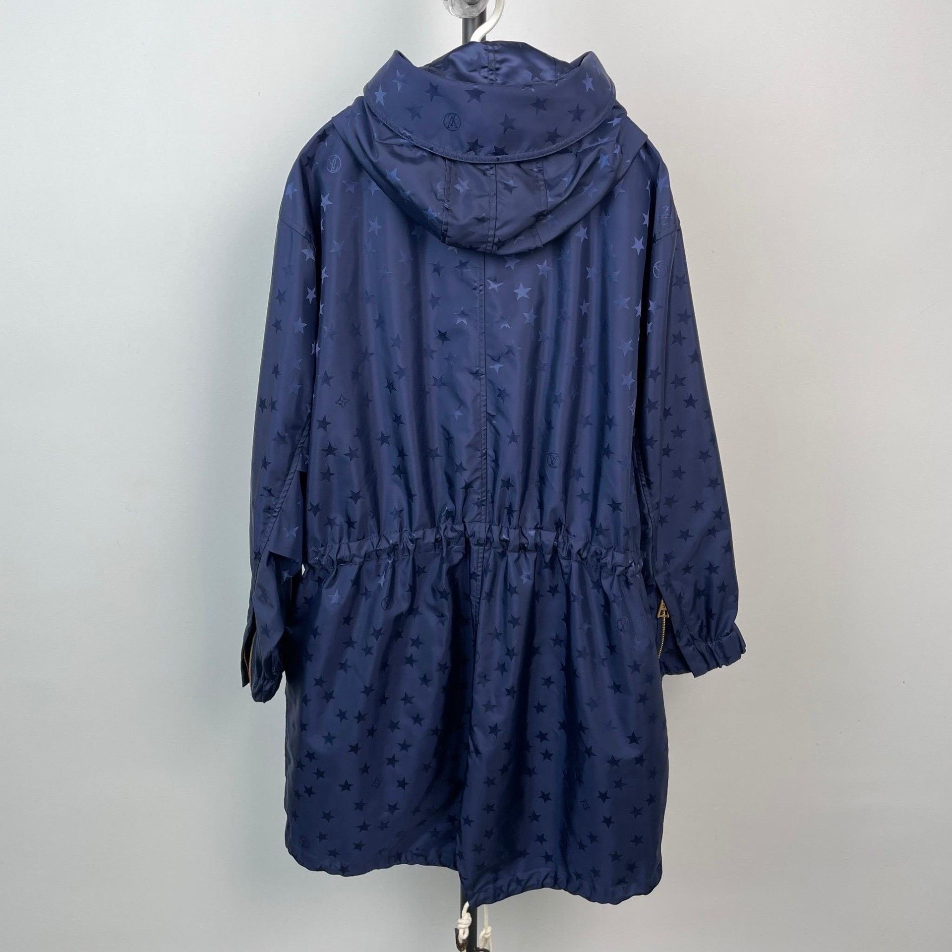 Louis Vuitton Louis Vuitton Blue Heavy Coat 36 Men Size US S / EU 44-46 / 1 - 2 Thumbnail