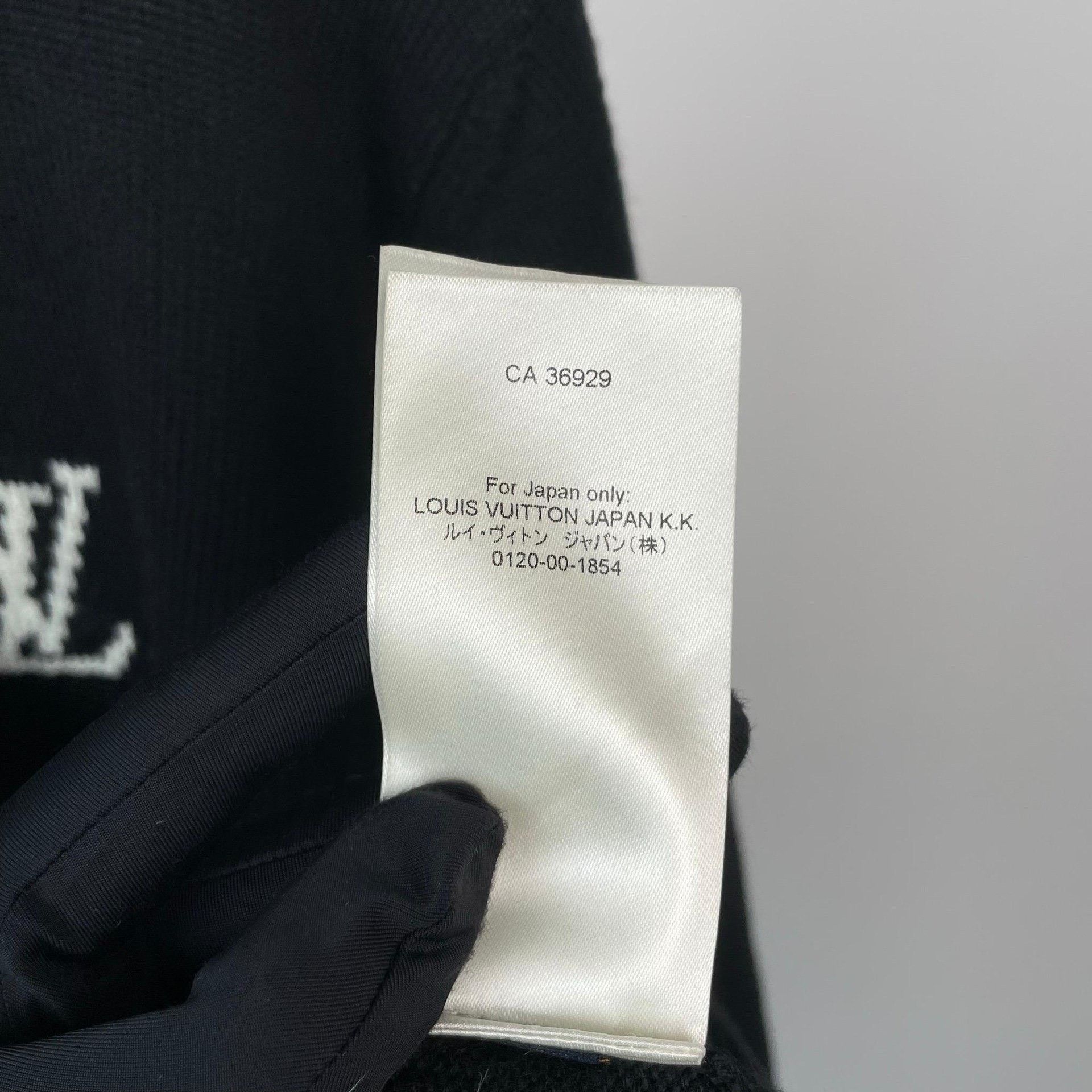 Louis Vuitton Louis Vuitton Sweater L Men Size US L / EU 52-54 / 3 - 8 Thumbnail