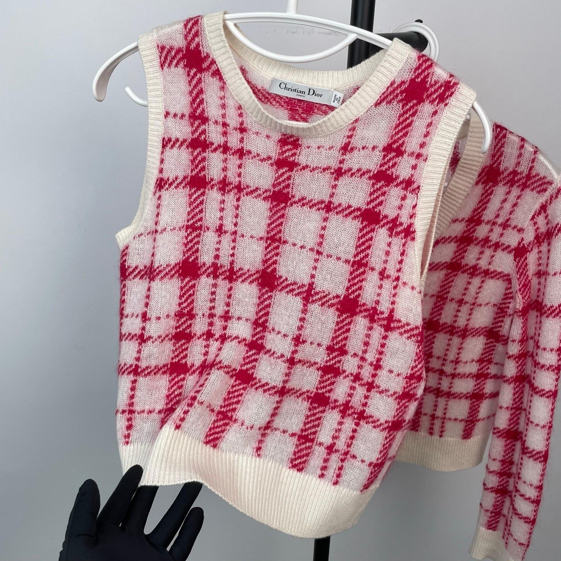 Dior Dior Knit Plaid Red Sweater 38 Women Size S / US 4 / IT 40 - 2 Thumbnail