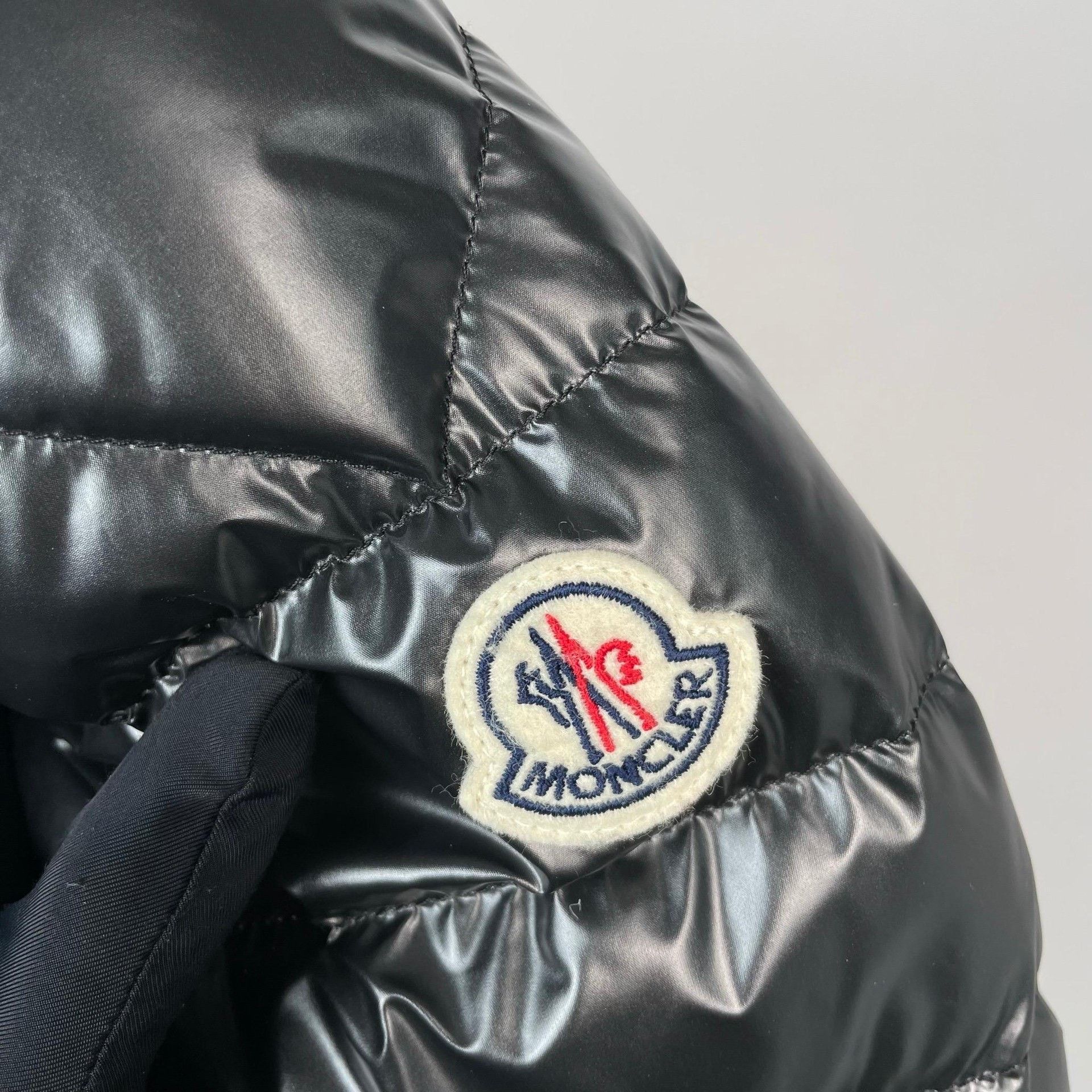 Moncler Moncler Black Heavy Coat 24 Men Size US XS / EU 42 / 0 - 3 Thumbnail