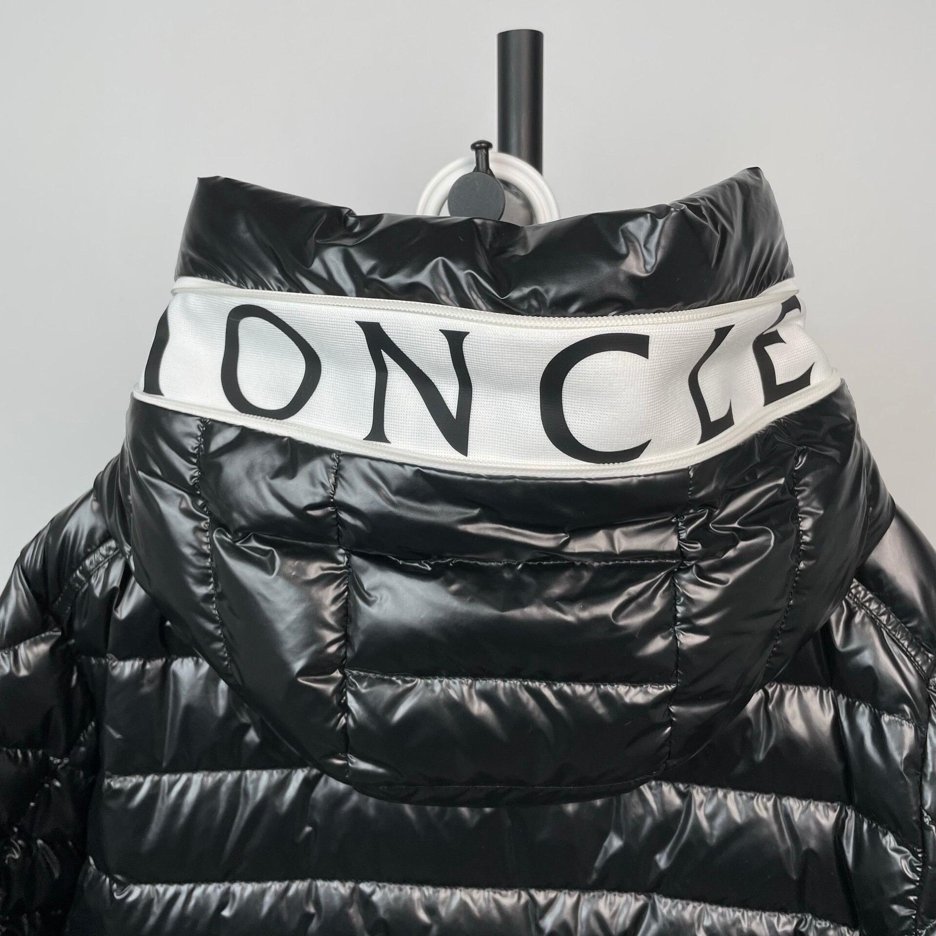 Moncler Moncler Black Heavy Coat 24 Men Size US XS / EU 42 / 0 - 4 Thumbnail
