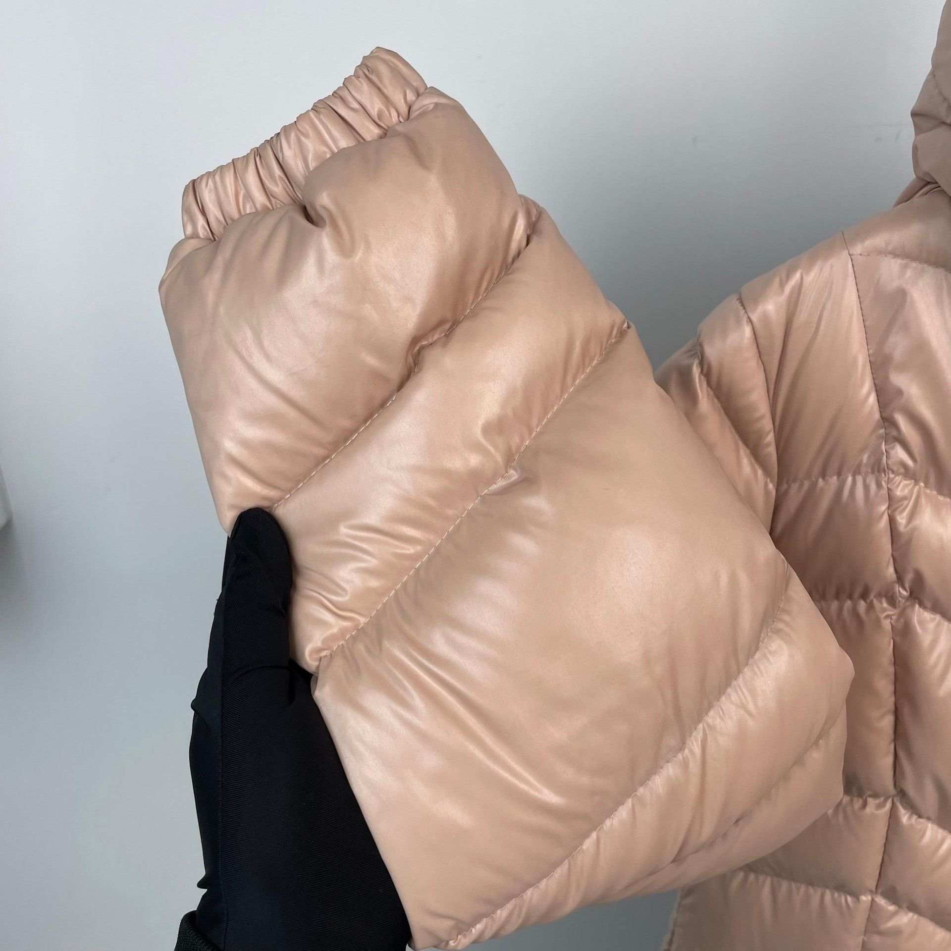 Moncler Moncler Pink Down Jacket XL Women Size XL / US 12-14 / IT 48-50 - 5 Thumbnail