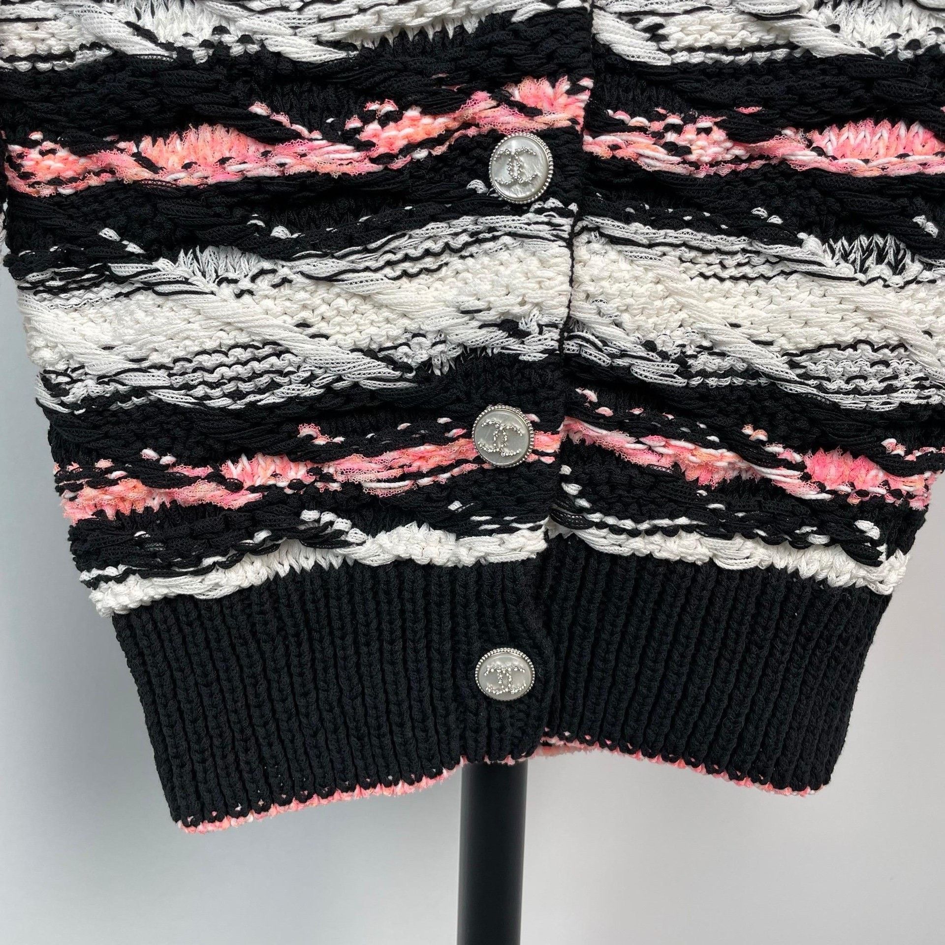 Chanel Chanel Multi Sweater S Women Size S / US 4 / IT 40 - 5 Thumbnail