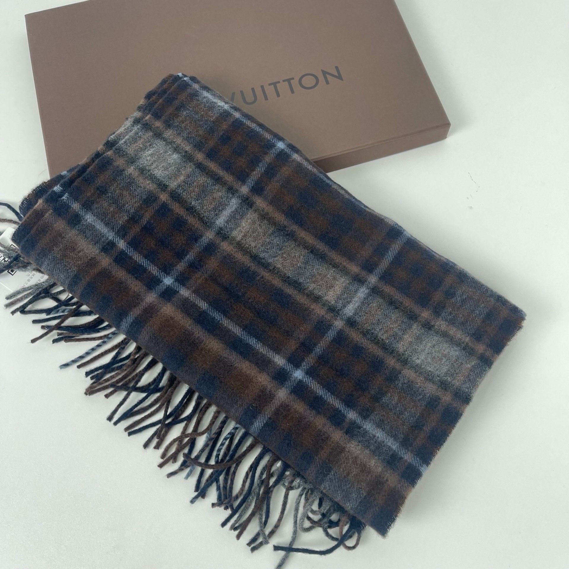 Louis Vuitton Louis Vuitton Brown Scarf XS Men Size ONE SIZE - 5 Thumbnail