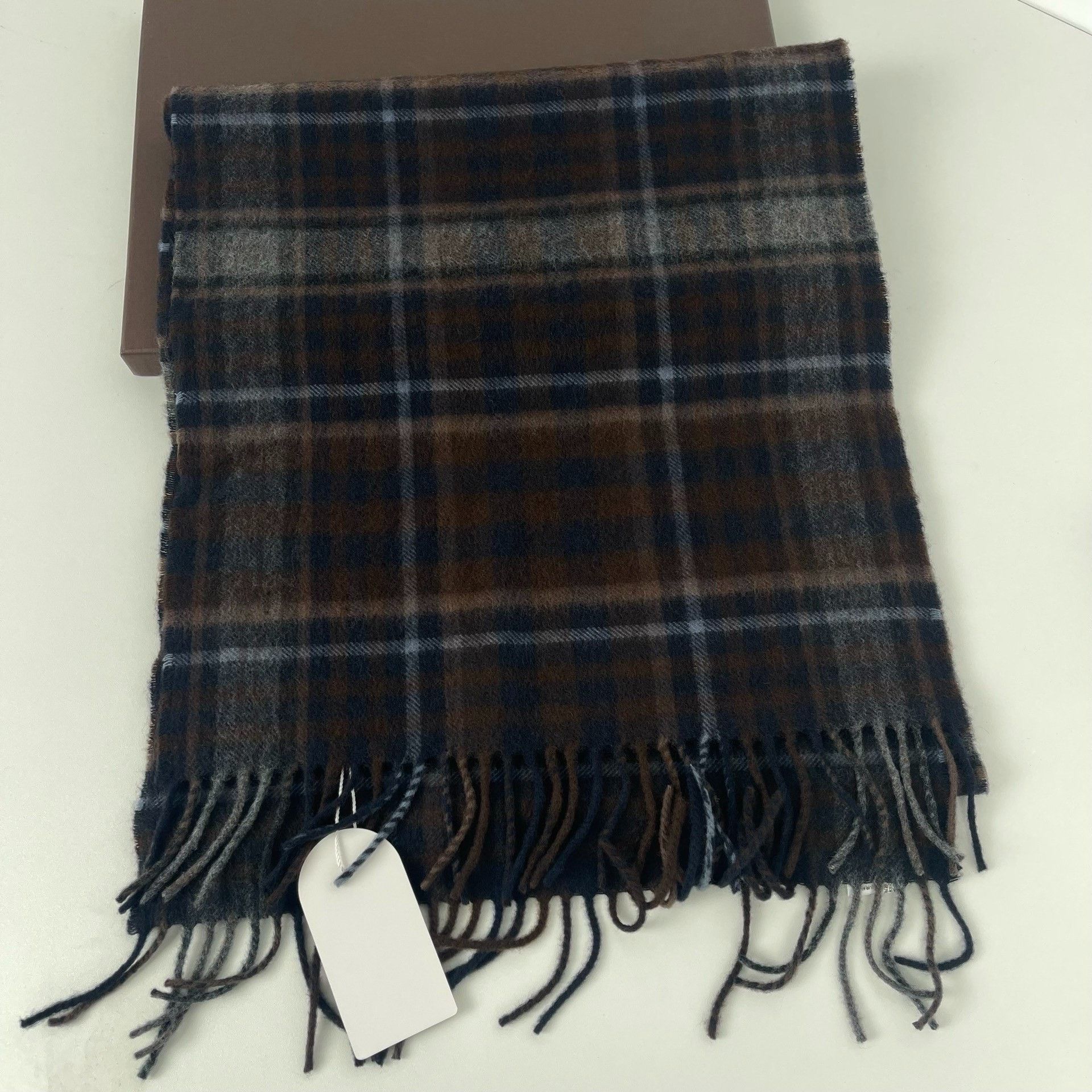 Louis Vuitton Louis Vuitton Brown Scarf XS Men Size ONE SIZE - 4 Thumbnail