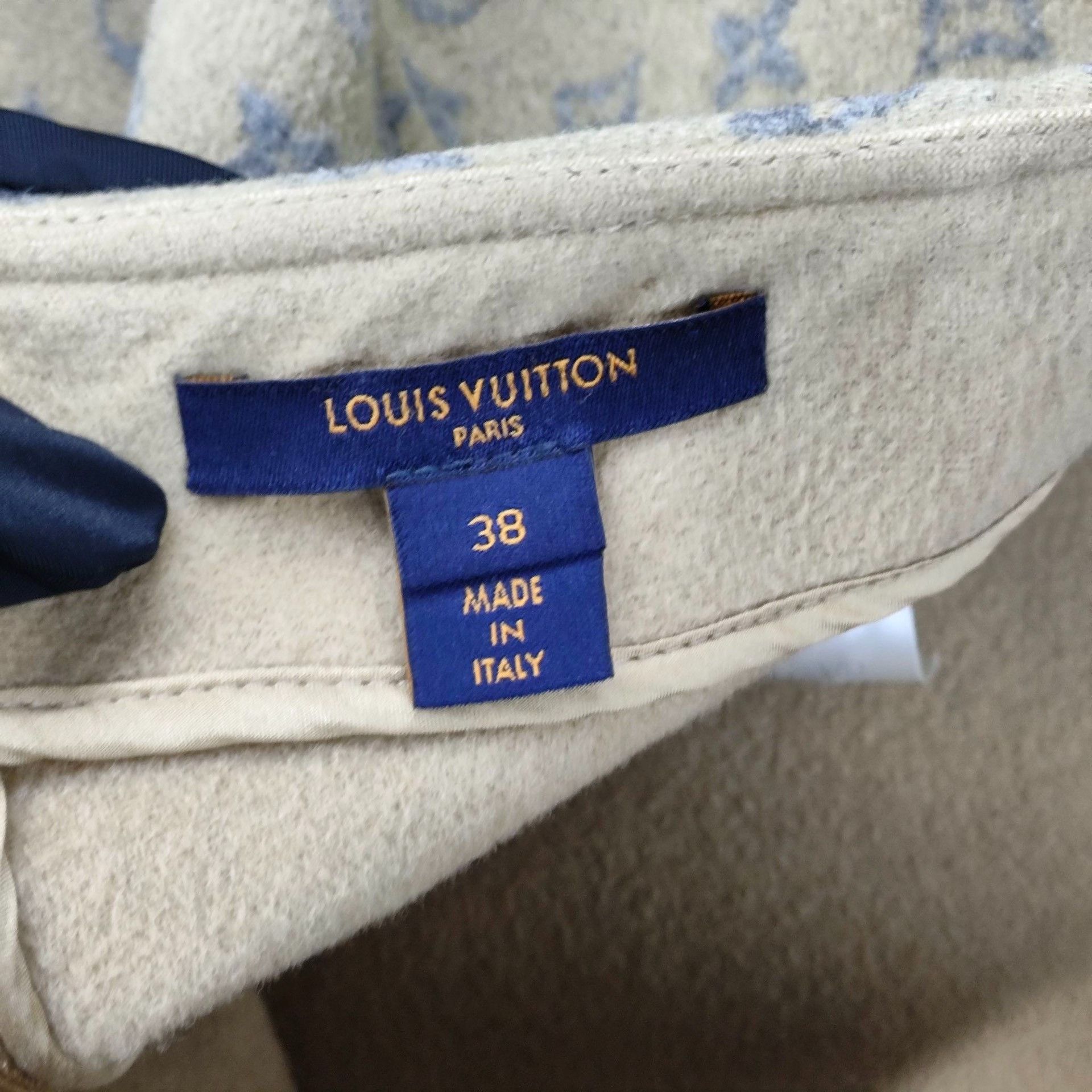 Louis Vuitton Louis Vuitton Beige Skirt 38 Women Size 38" / US 16 / IT 52 - 3 Thumbnail