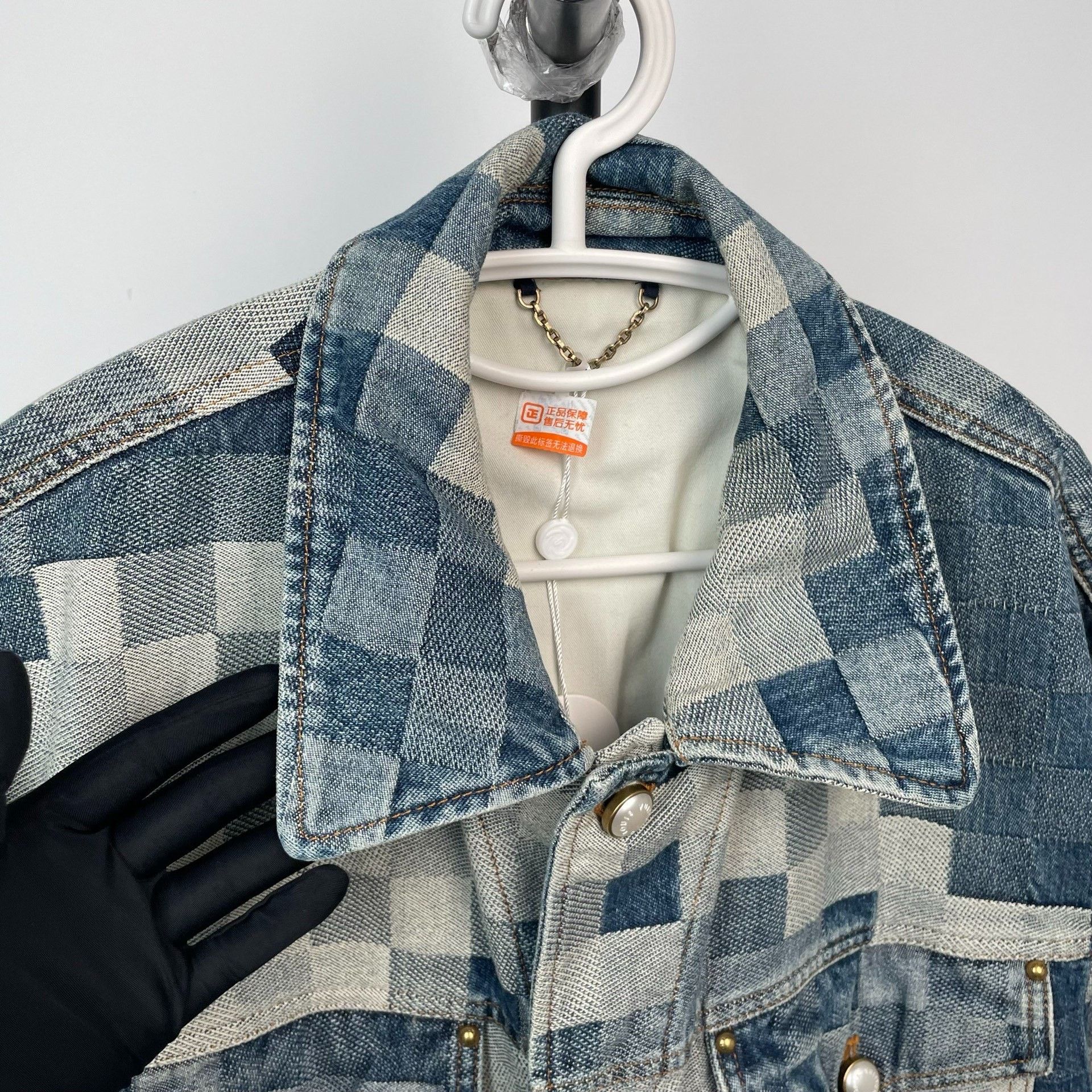 Louis Vuitton Louis Vuitton Blue Light Jacket S Men Size US S / EU 44-46 / 1 - 4 Thumbnail