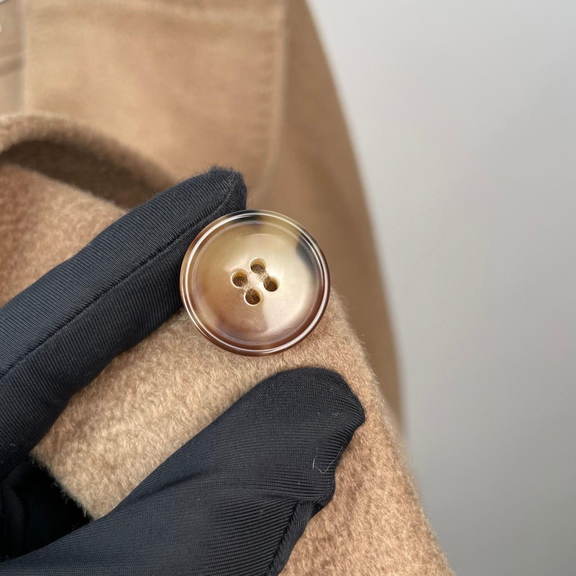 Max Mara Max Mara Brown Coat 38 Women Size S / US 4 / IT 40 - 4 Thumbnail