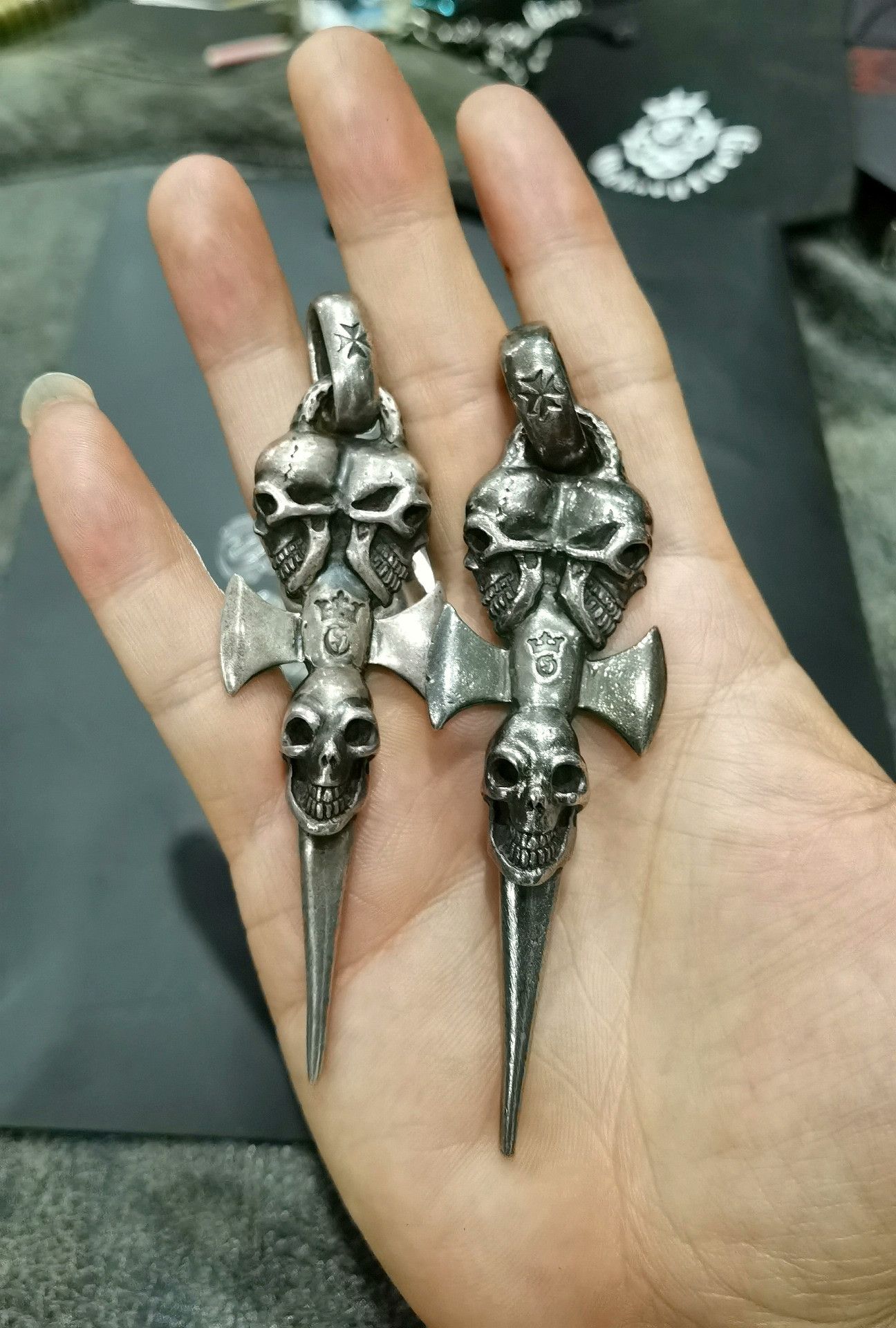 Gaboratory Gaboratory Early Skull Cross Pendant Size ONE SIZE - 4 Thumbnail