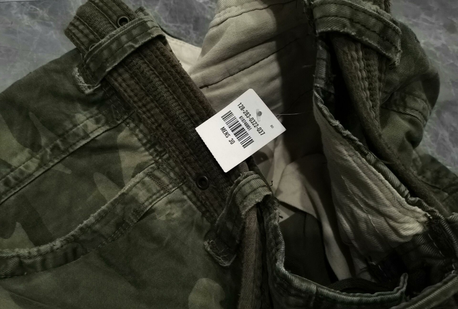 Abercrombie & Fitch Abercrombie Fitch AF13 Camo Cargo Shorts Size US 30 / EU 46 - 2 Thumbnail