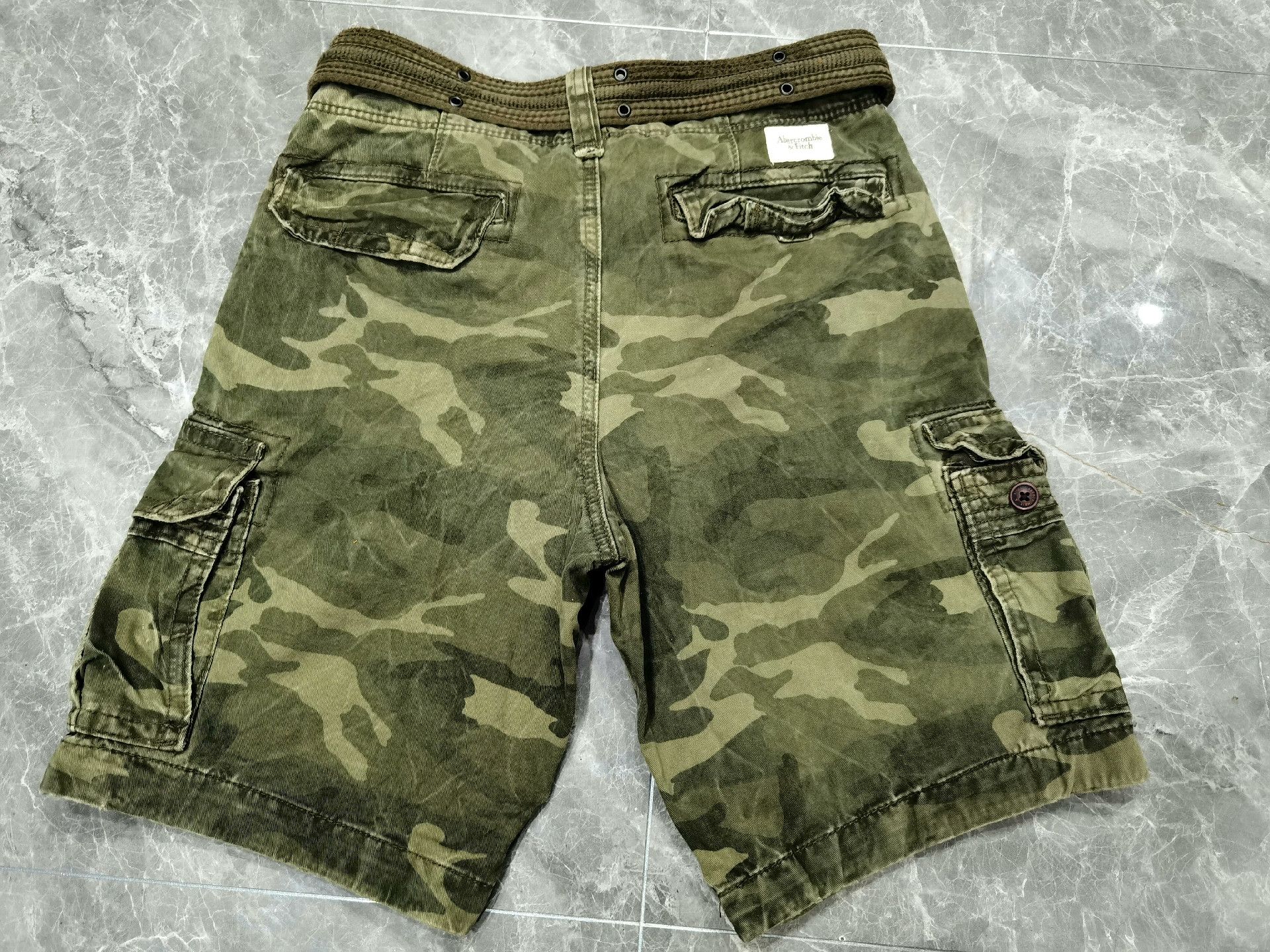 Abercrombie & Fitch Abercrombie Fitch AF13 Camo Cargo Shorts Size US 30 / EU 46 - 3 Thumbnail