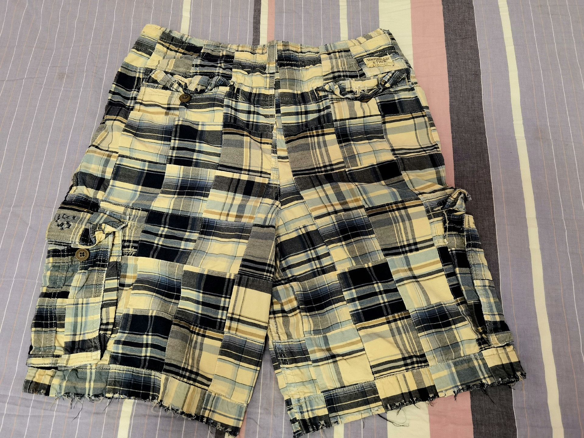 Abercrombie & Fitch AF 2007 Distressed Patchwork Cargo Shorts Size US 34 / EU 50 - 6 Thumbnail