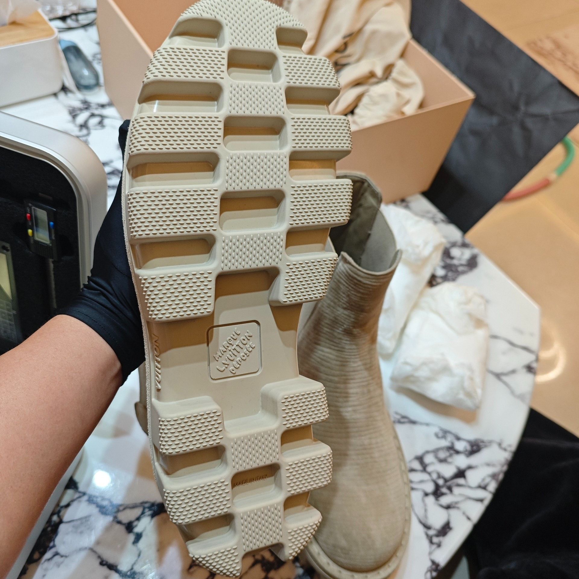 Louis Vuitton Louis Vuitton Beige Boots 9 Men Size US 9 / EU 42 - 3 Thumbnail