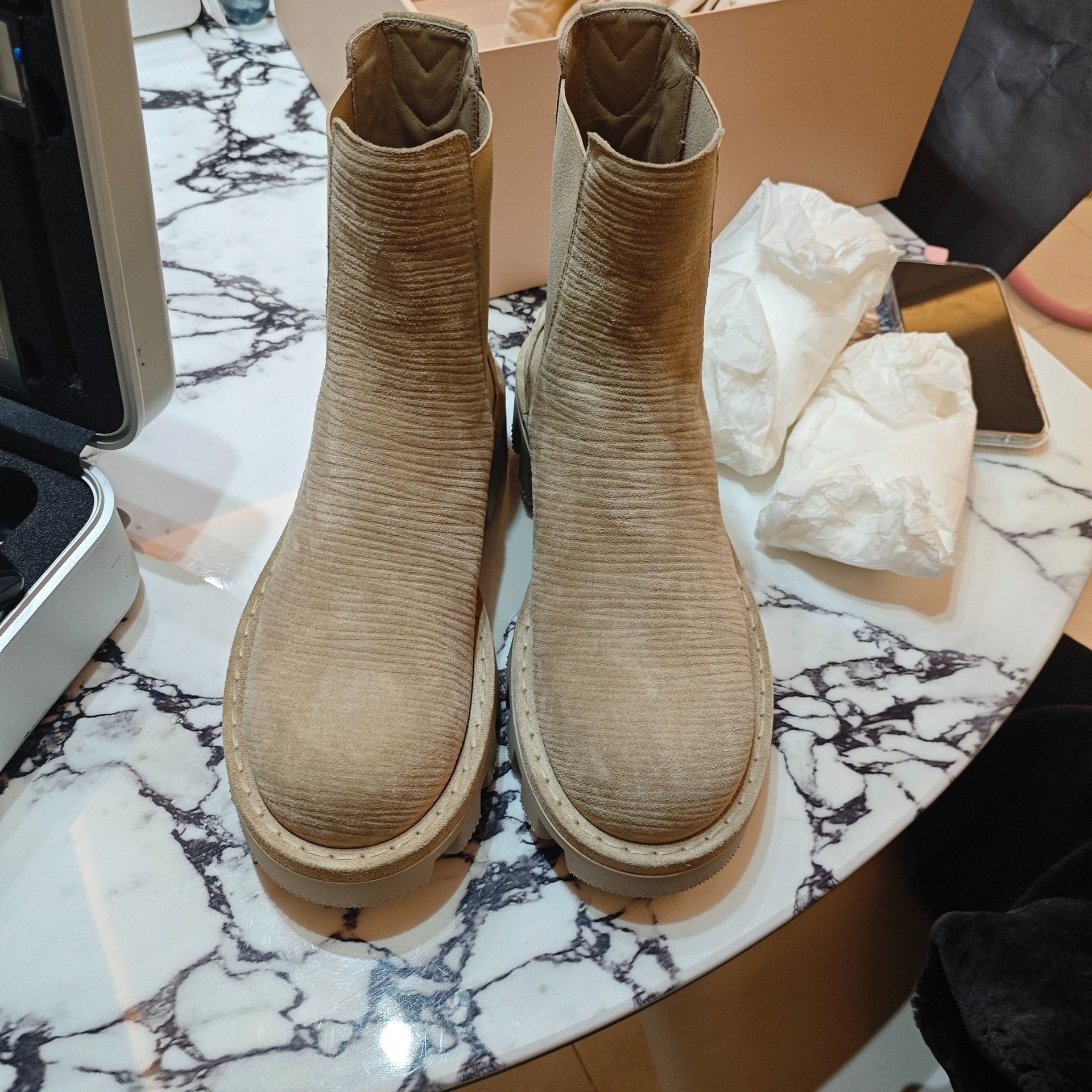 Louis Vuitton Louis Vuitton Beige Boots 9 Men Size US 9 / EU 42 - 2 Thumbnail
