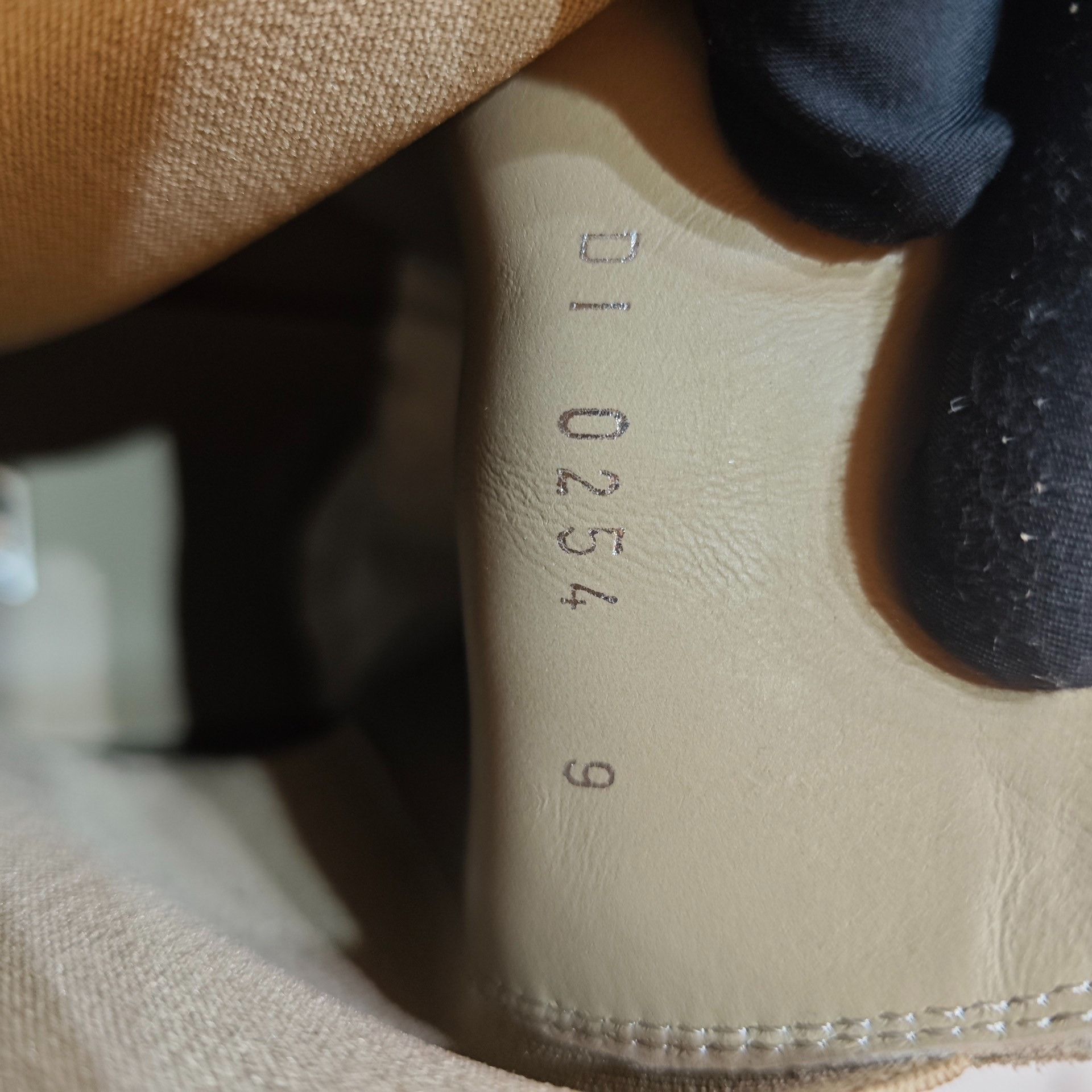 Louis Vuitton Louis Vuitton Beige Boots 9 Men Size US 9 / EU 42 - 6 Thumbnail