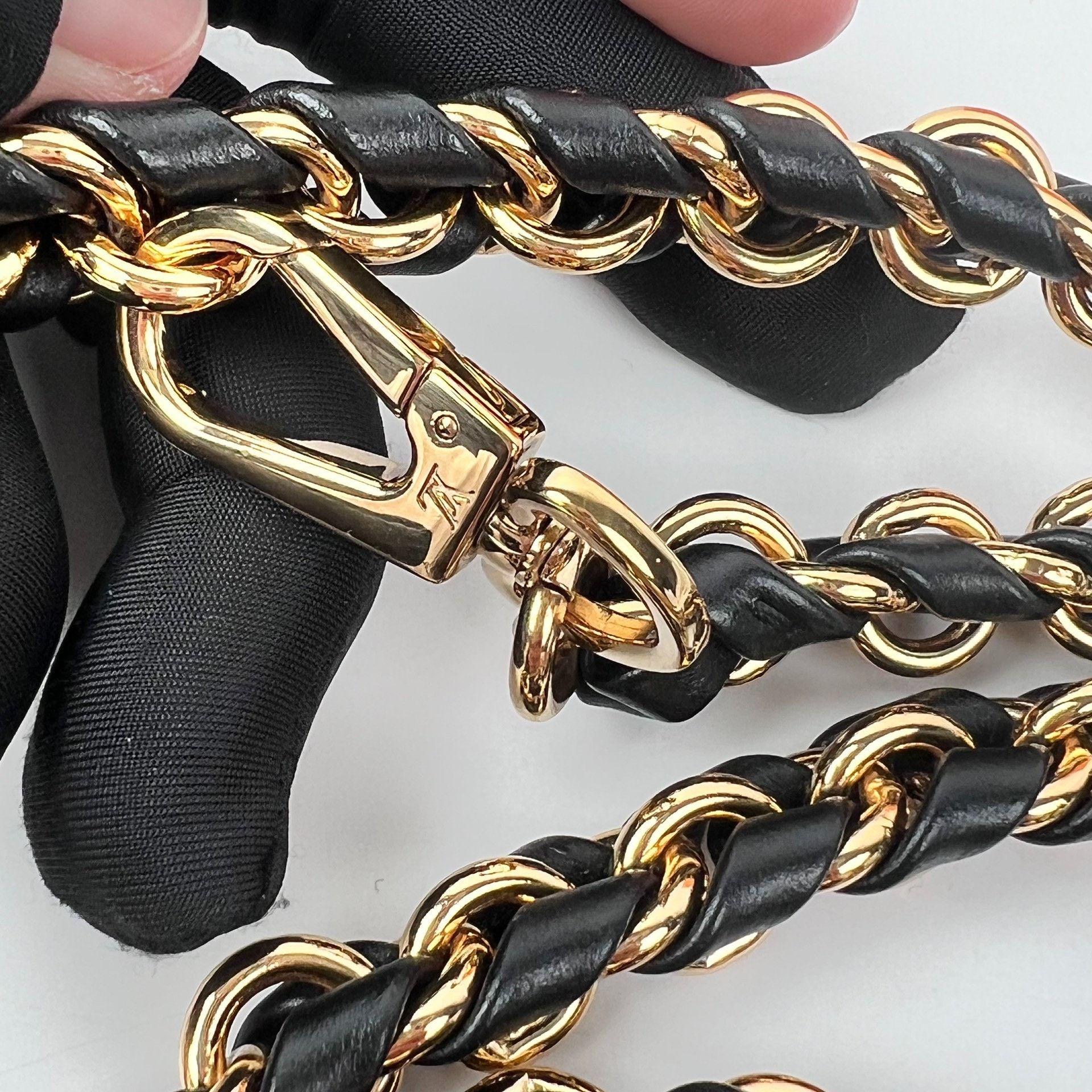 Louis Vuitton Louis Vuitton Gold Belt XS Men Size ONE SIZE - 5 Thumbnail