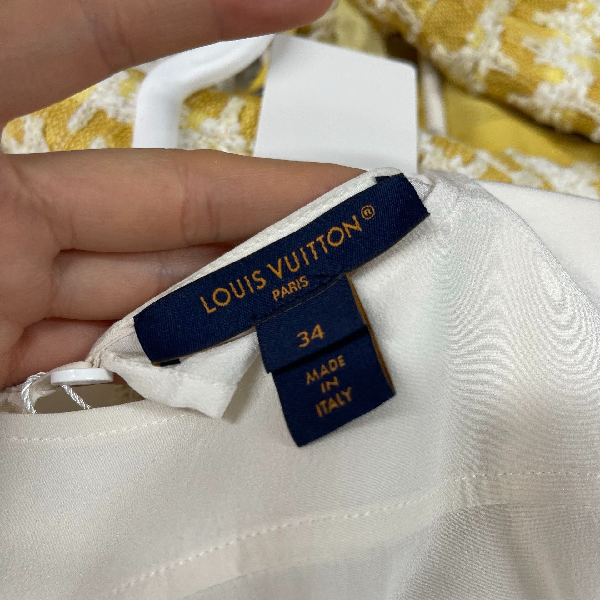 Louis Vuitton Louis Vuitton White Hoodie 34 Men Size US XS / EU 42 / 0 - 3 Thumbnail