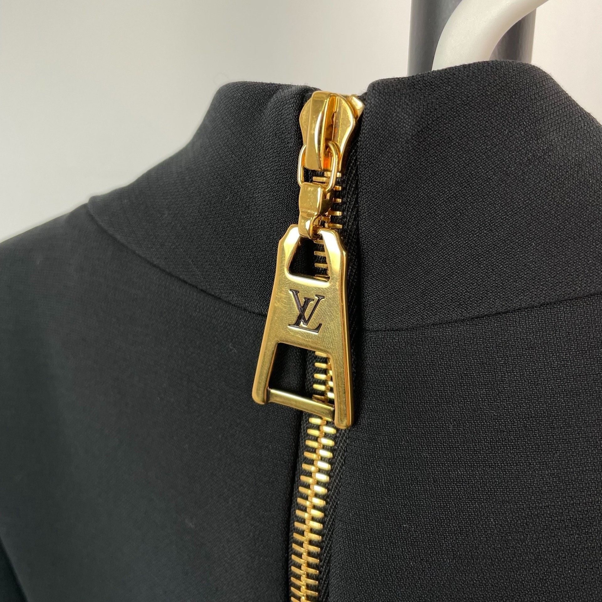 Louis Vuitton Louis Vuitton Black Dress L Women Size L / US 10 / IT 46 - 6 Thumbnail