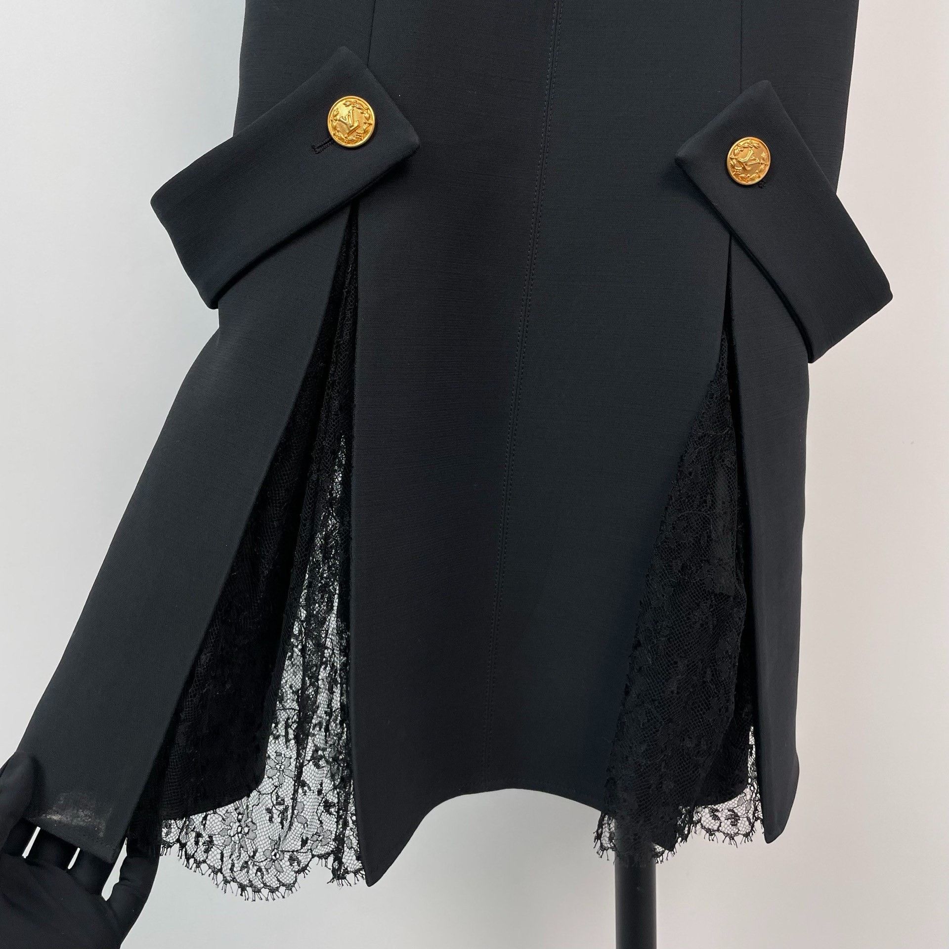 Louis Vuitton Louis Vuitton Black Dress L Women Size L / US 10 / IT 46 - 4 Thumbnail