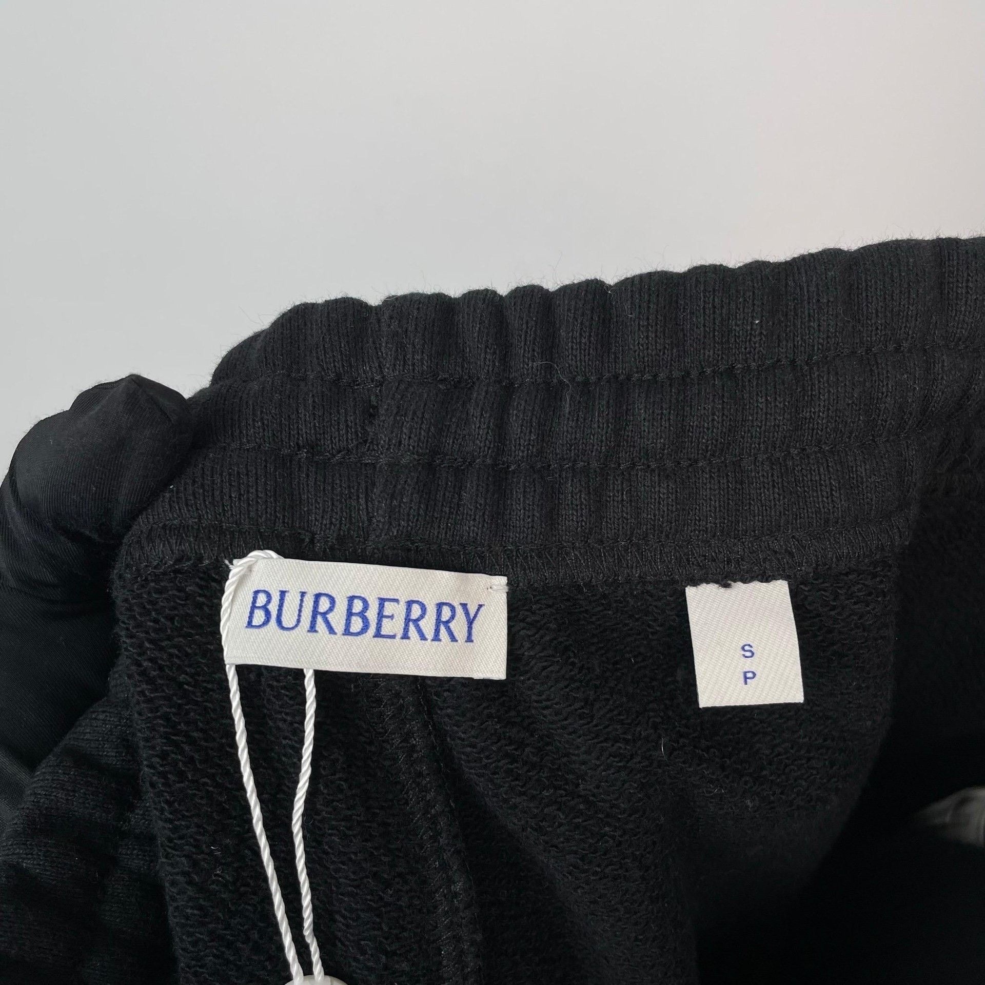 Burberry Burberry Black Hoodie L Men Size US L / EU 52-54 / 3 - 9 Thumbnail