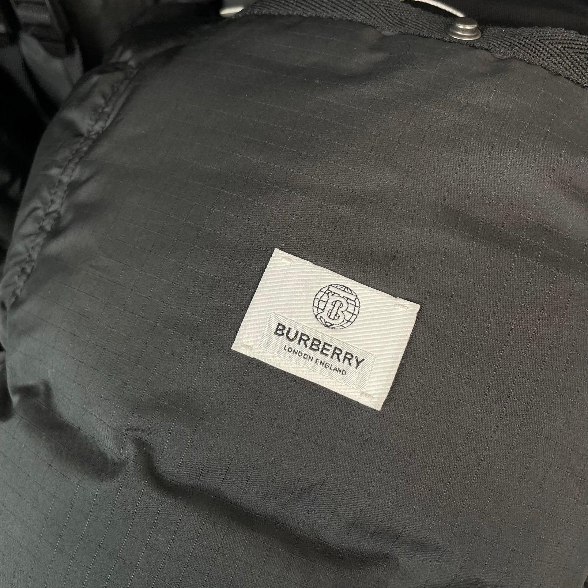 Burberry Burberry Heavy Coat XXL Men Size US XXL / EU 58 / 5 - 5 Thumbnail