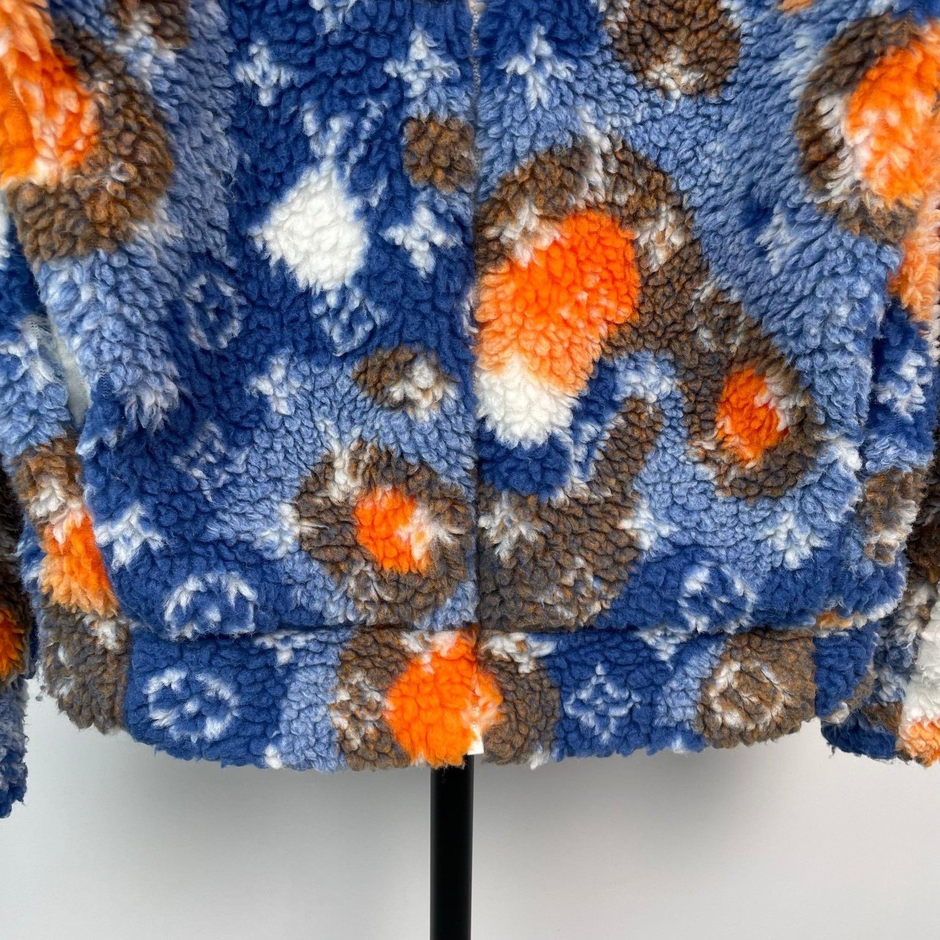 Louis Vuitton Louis Vuitton Multi Light Jacket M Men Size US M / EU 48-50 / 2 - 3 Thumbnail