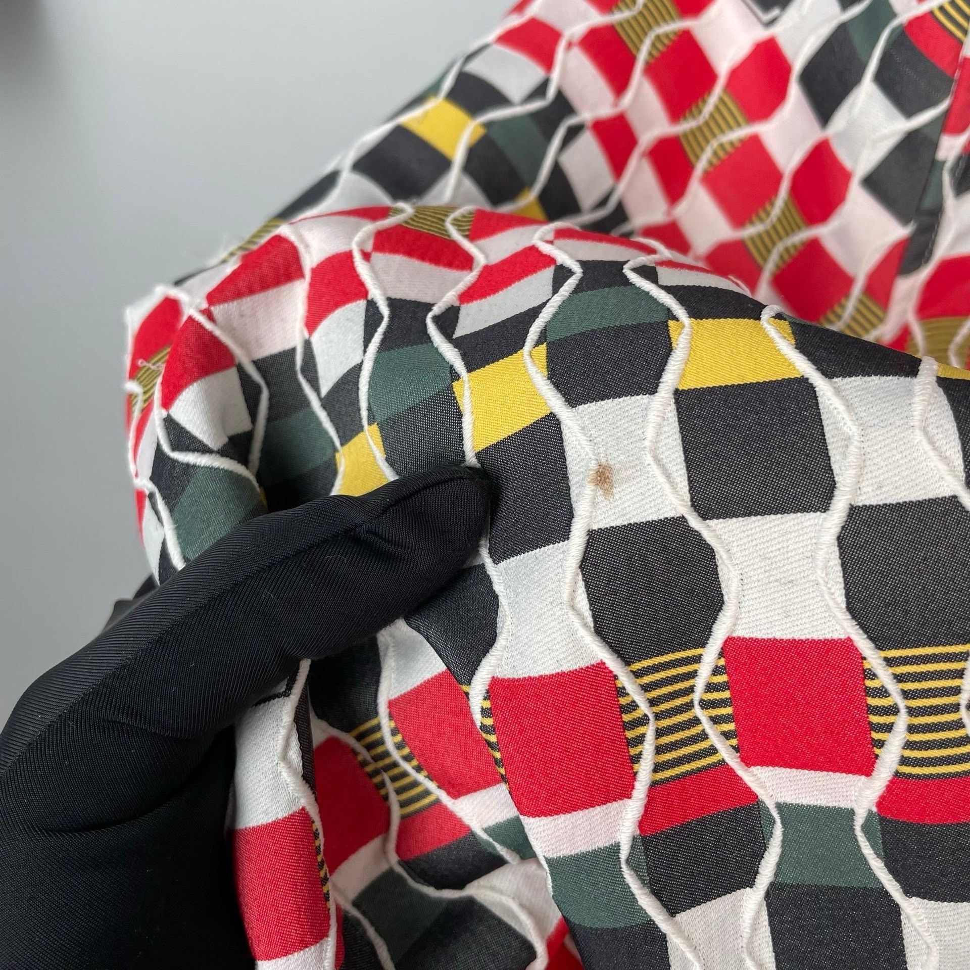 Louis Vuitton Louis Vuitton Multi Shirt M Men Size US M / EU 48-50 / 2 - 5 Thumbnail