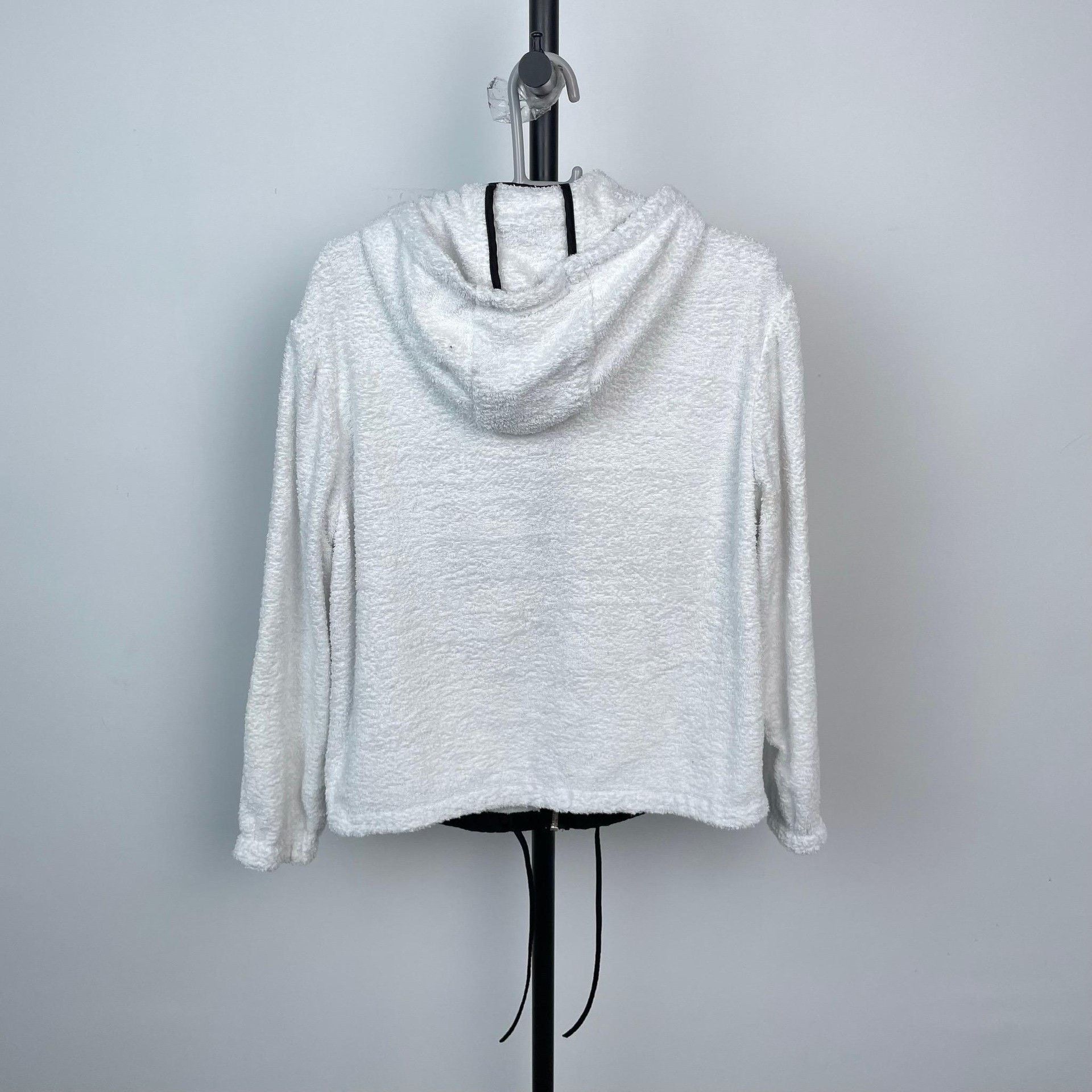 Prada Prada Retro White Jacket M Women Size M / US 6-8 / IT 42-44 - 2 Thumbnail