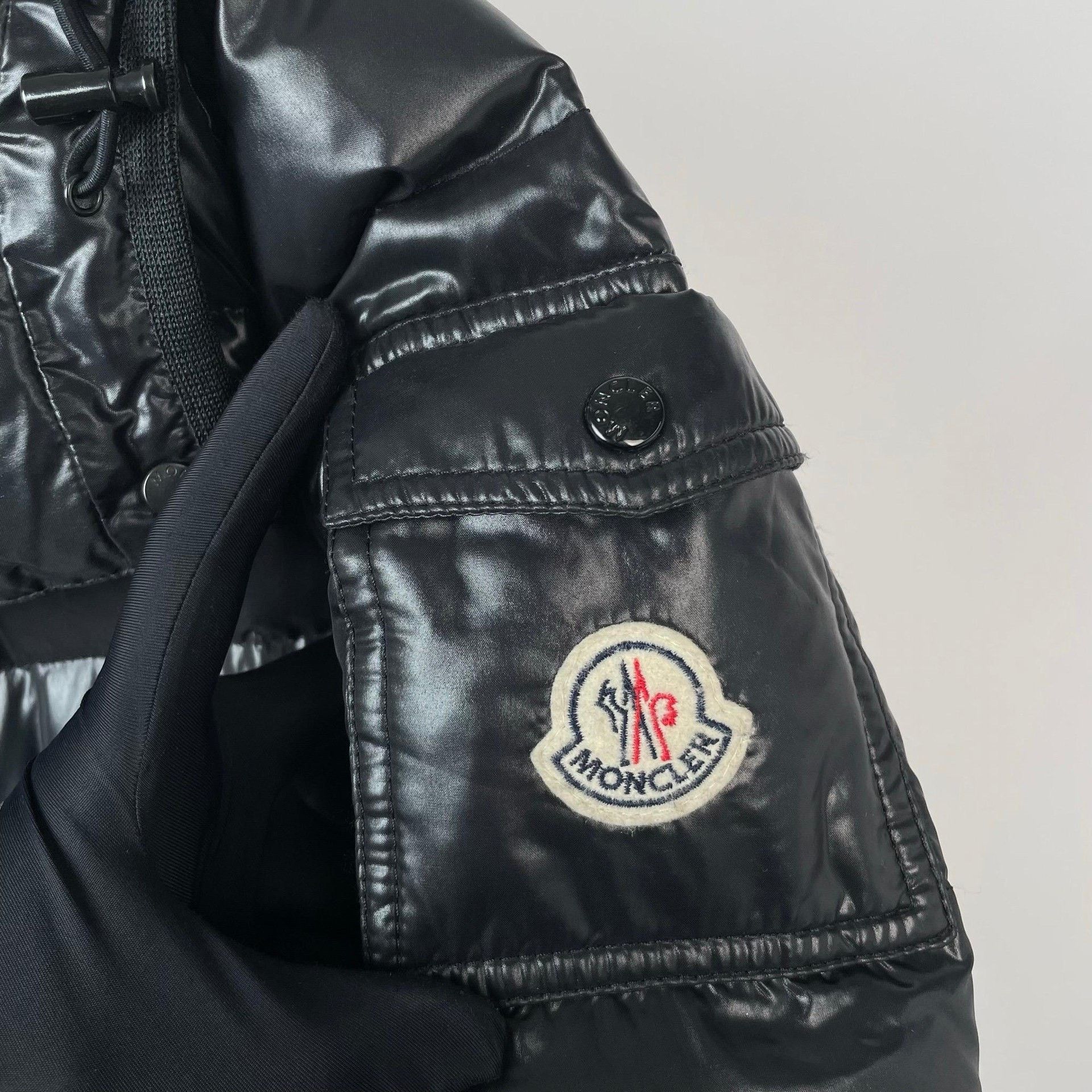 Moncler Moncler Cropped Black Heavy Coat S Men Size US S / EU 44-46 / 1 - 4 Thumbnail