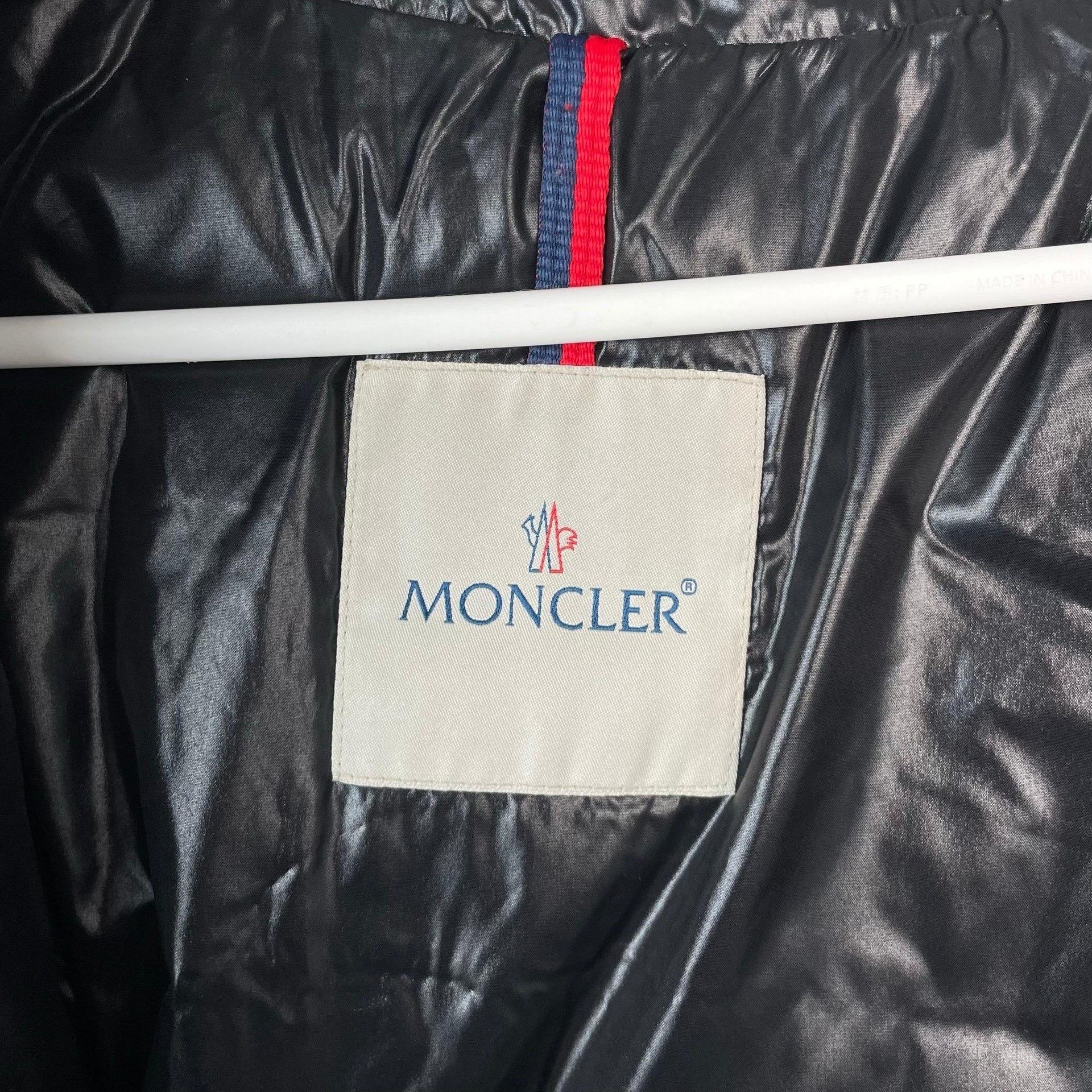 Moncler Moncler Cropped Black Heavy Coat S Men Size US S / EU 44-46 / 1 - 9 Thumbnail