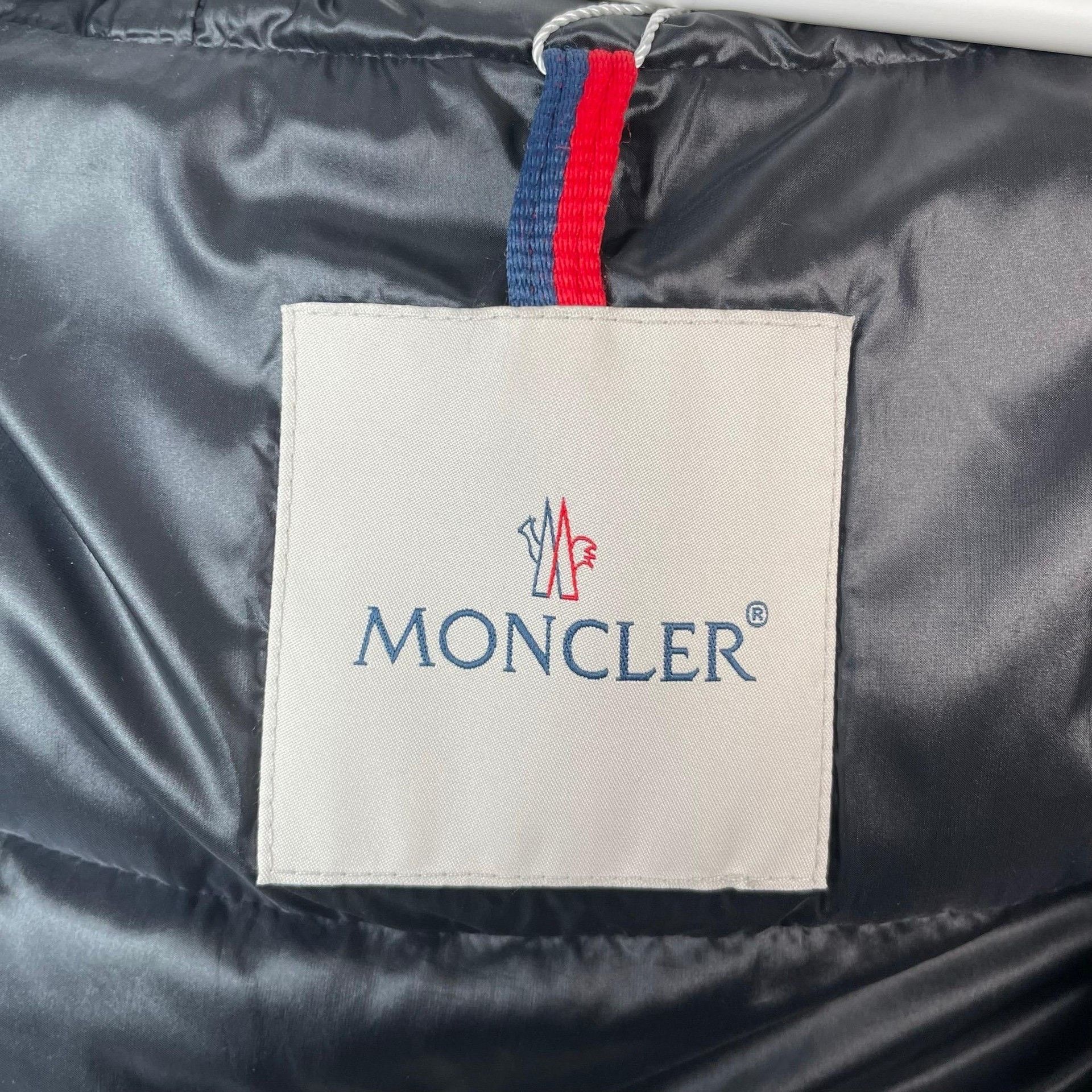 Moncler Moncler Black Down Jacket M Women Size M / US 6-8 / IT 42-44 - 7 Thumbnail
