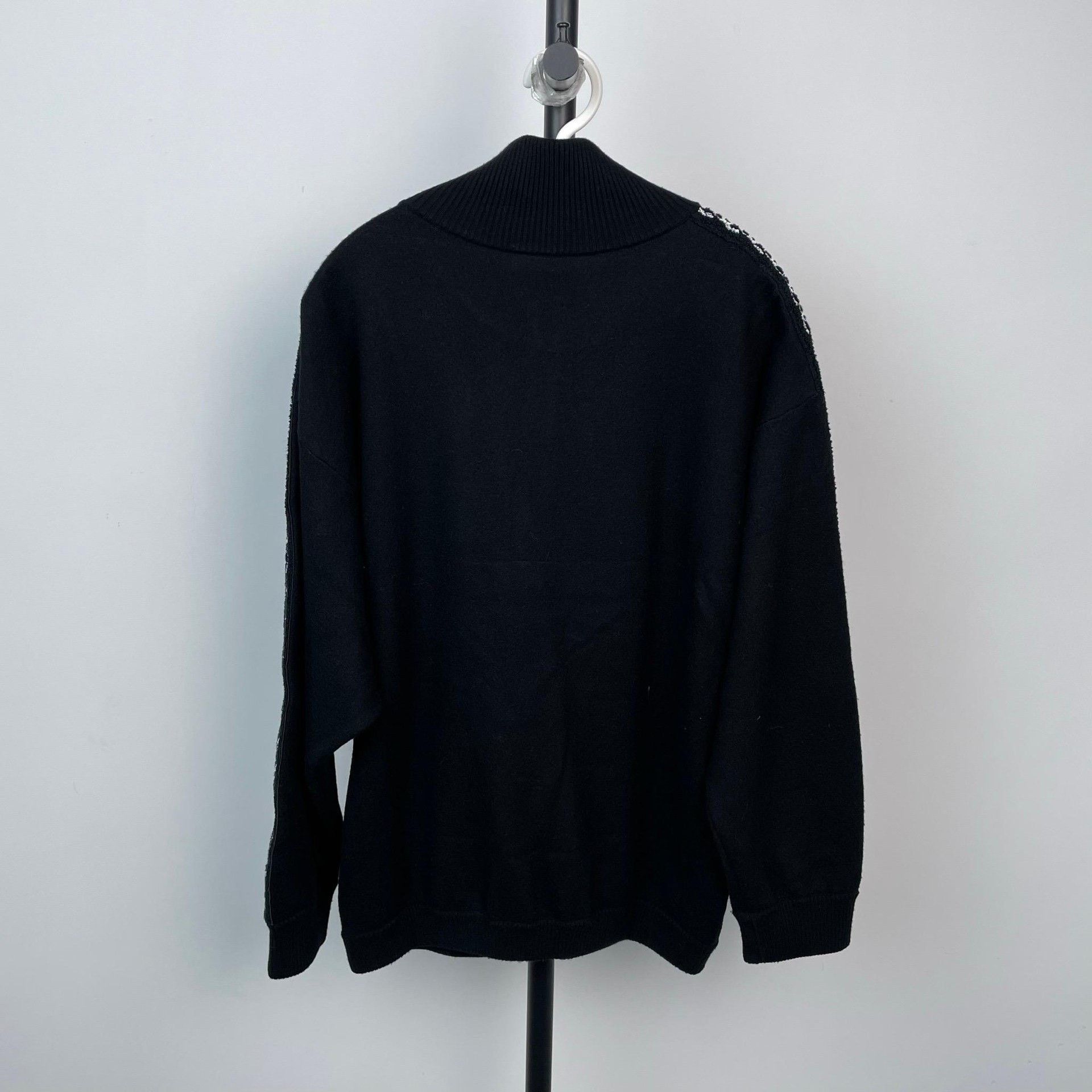 Chanel Chanel Black Light Jacket 40 Men Size US M / EU 48-50 / 2 - 3 Thumbnail
