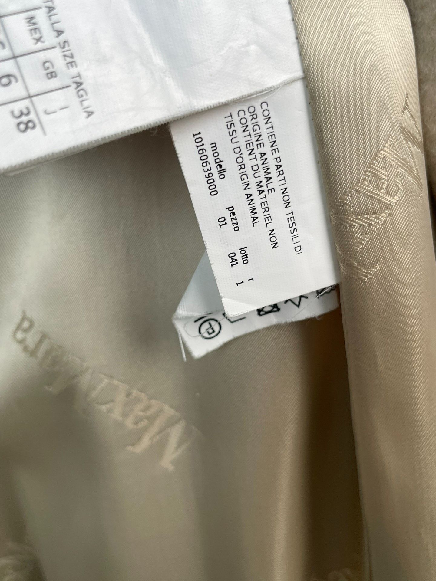 Max Mara Max Mara White Coat 38 Women Size S / US 4 / IT 40 - 6 Thumbnail