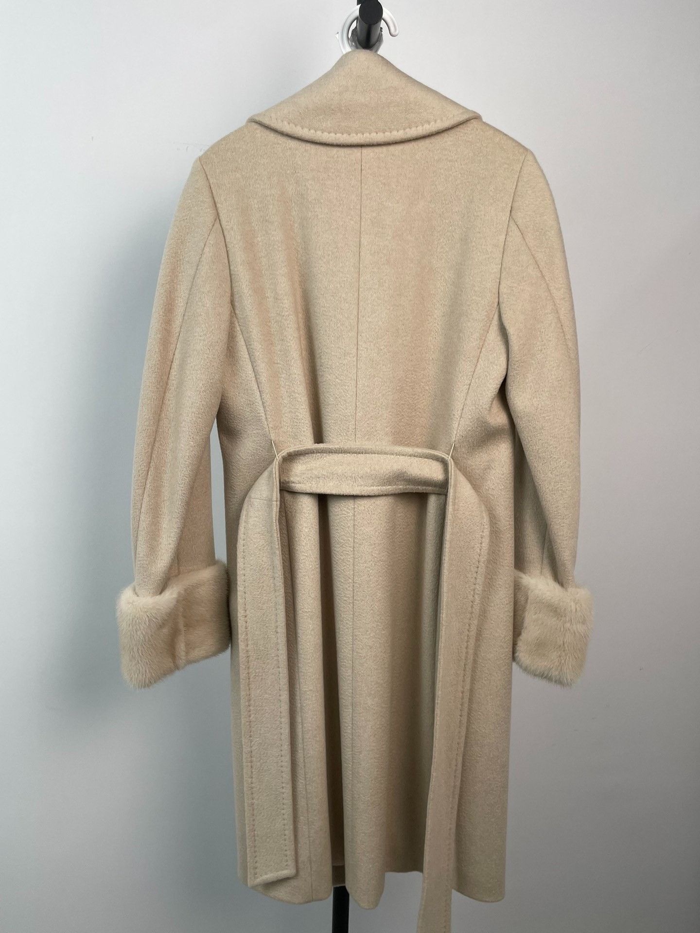 Max Mara Max Mara White Coat 38 Women Size S / US 4 / IT 40 - 3 Thumbnail