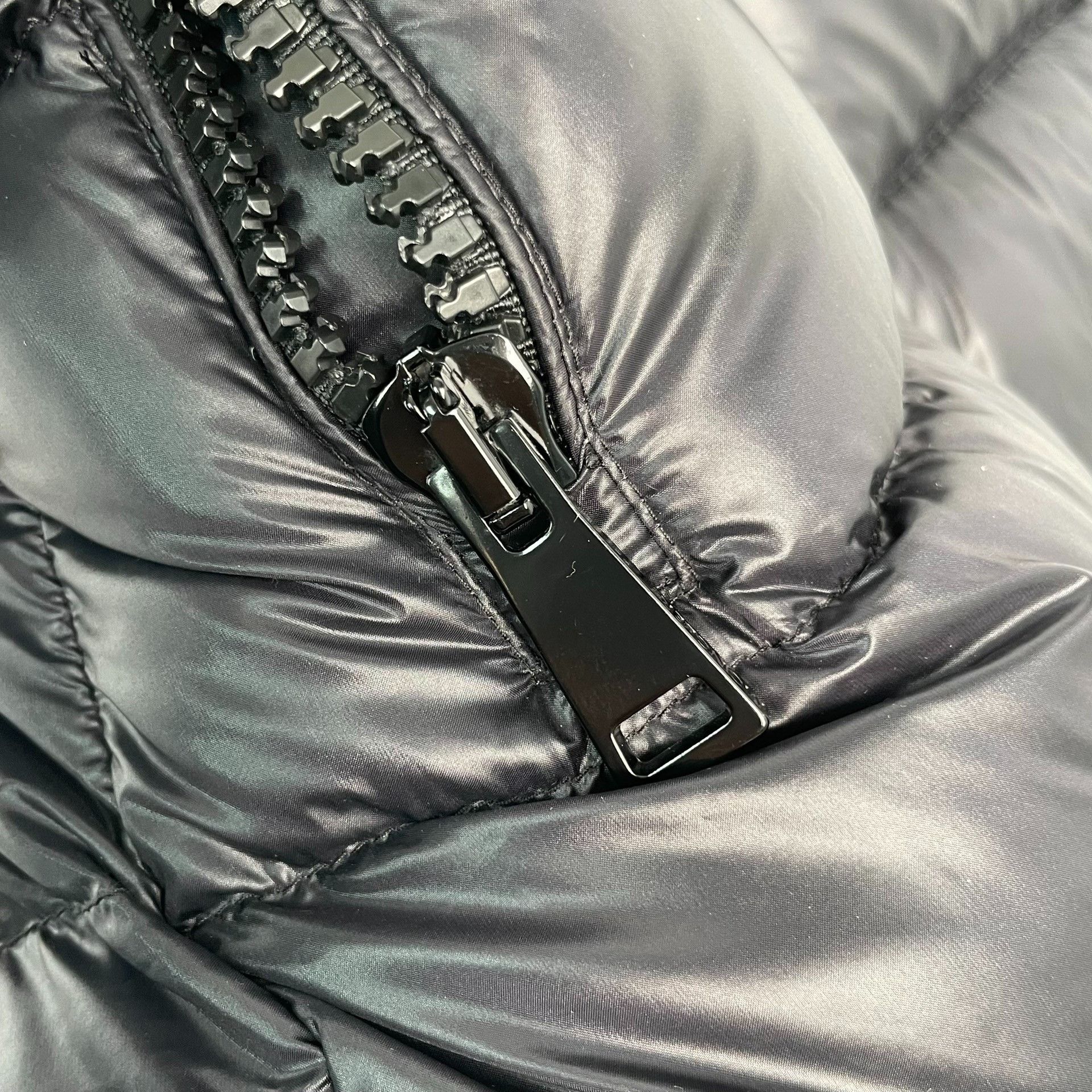 Moncler Moncler Black Down Jacket L Women Size L / US 10 / IT 46 - 9 Thumbnail