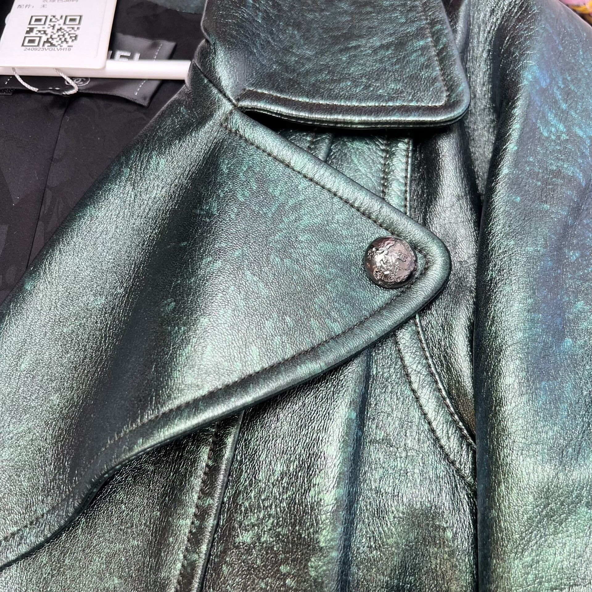 Chanel Chanel Green Leather Jacket 38 Women Size S / US 4 / IT 40 - 8 Thumbnail