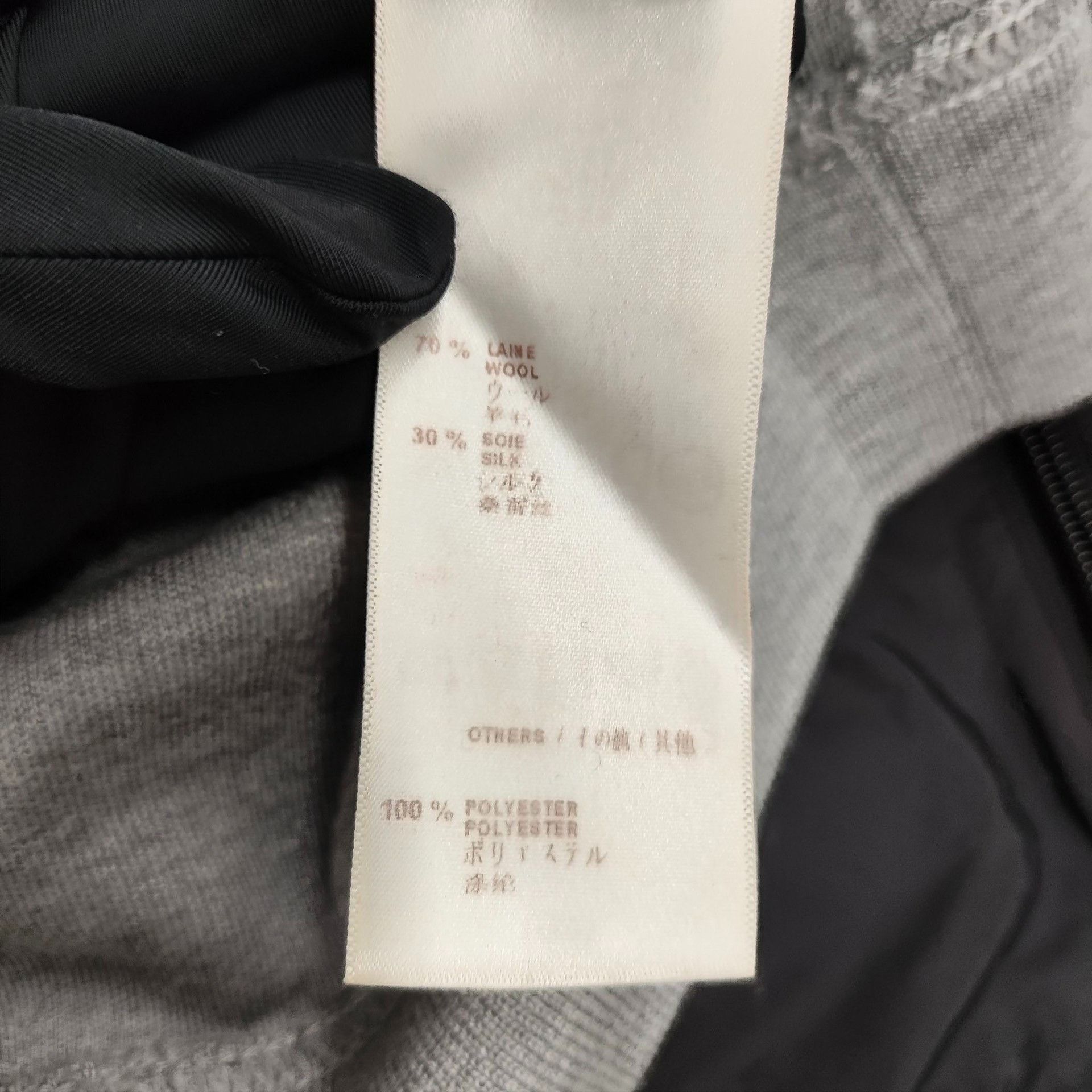 Louis Vuitton Louis Vuitton Gray T-Shirt XS Women Size XS / US 0-2 / IT 36-38 - 6 Thumbnail