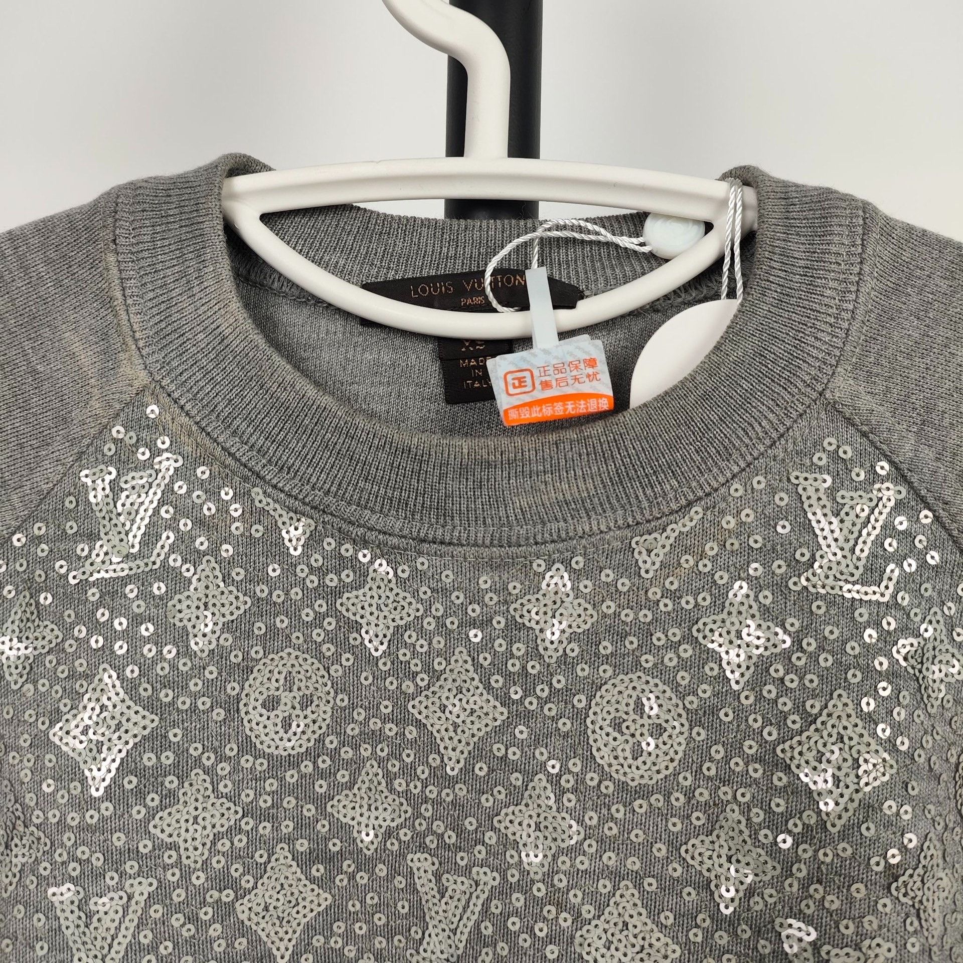 Louis Vuitton Louis Vuitton Gray T-Shirt XS Women Size XS / US 0-2 / IT 36-38 - 3 Thumbnail