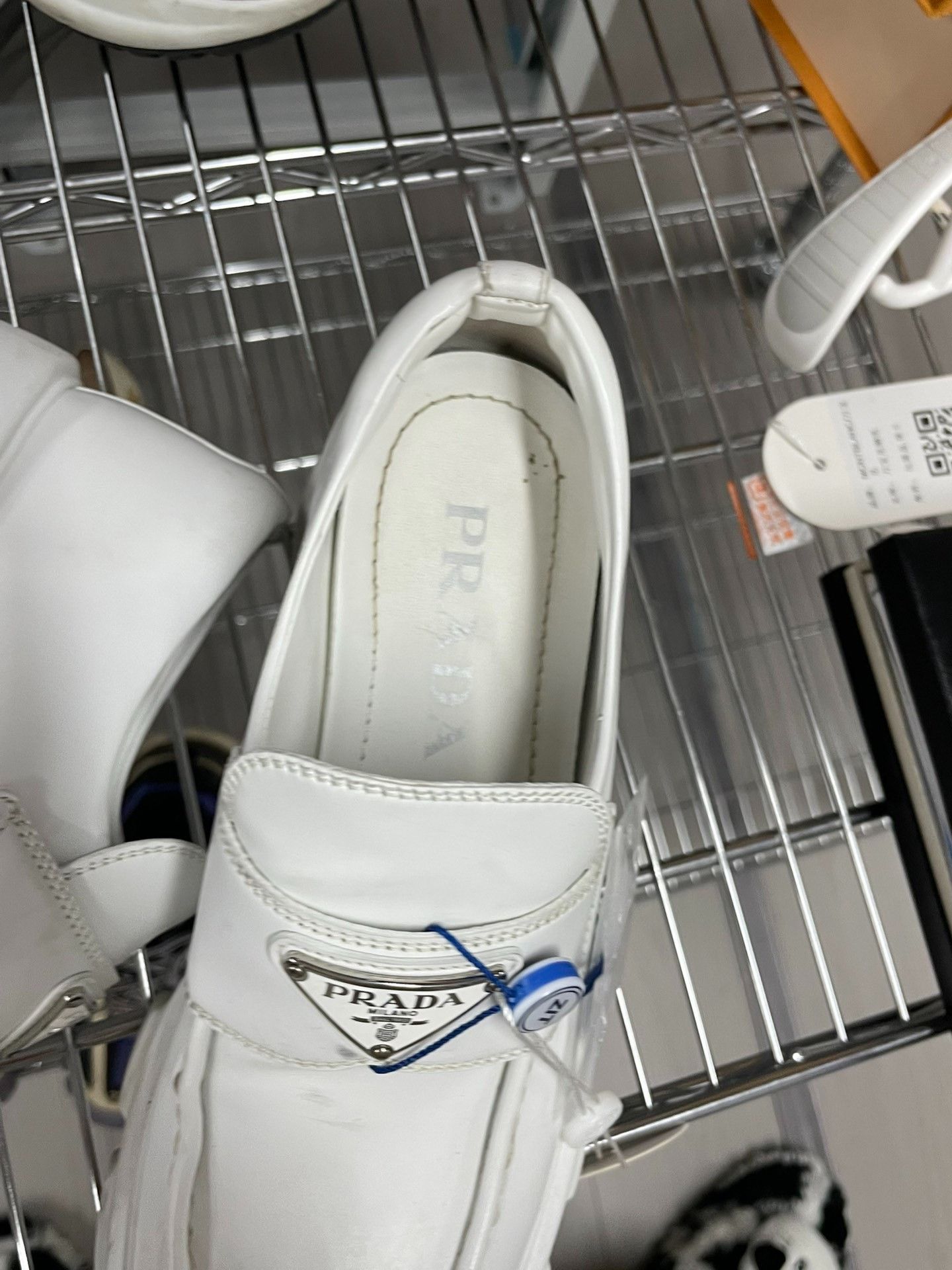 Prada Prada White Lowtop Sneakers 36 Women Size US 6 / IT 36 - 8 Thumbnail