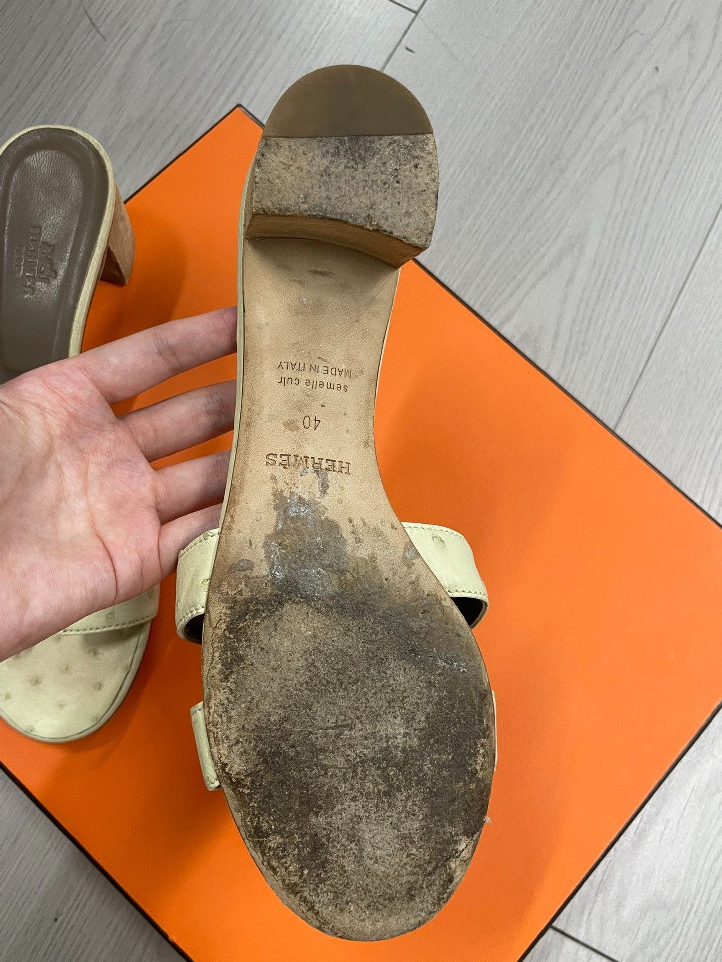 Hermes Hermes Gray Sandals 40 Women Size US 9 / IT 39 - 5 Thumbnail