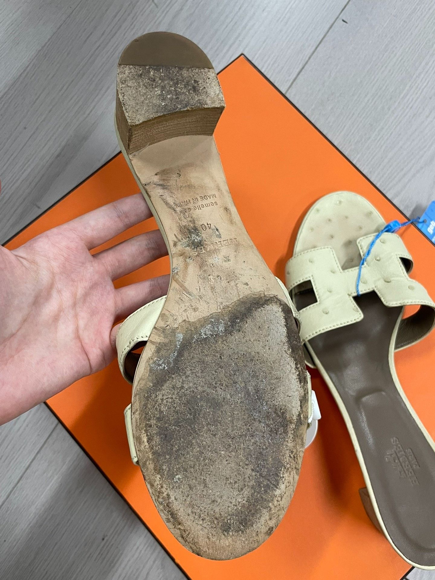 Hermes Hermes Gray Sandals 40 Women Size US 9 / IT 39 - 8 Thumbnail
