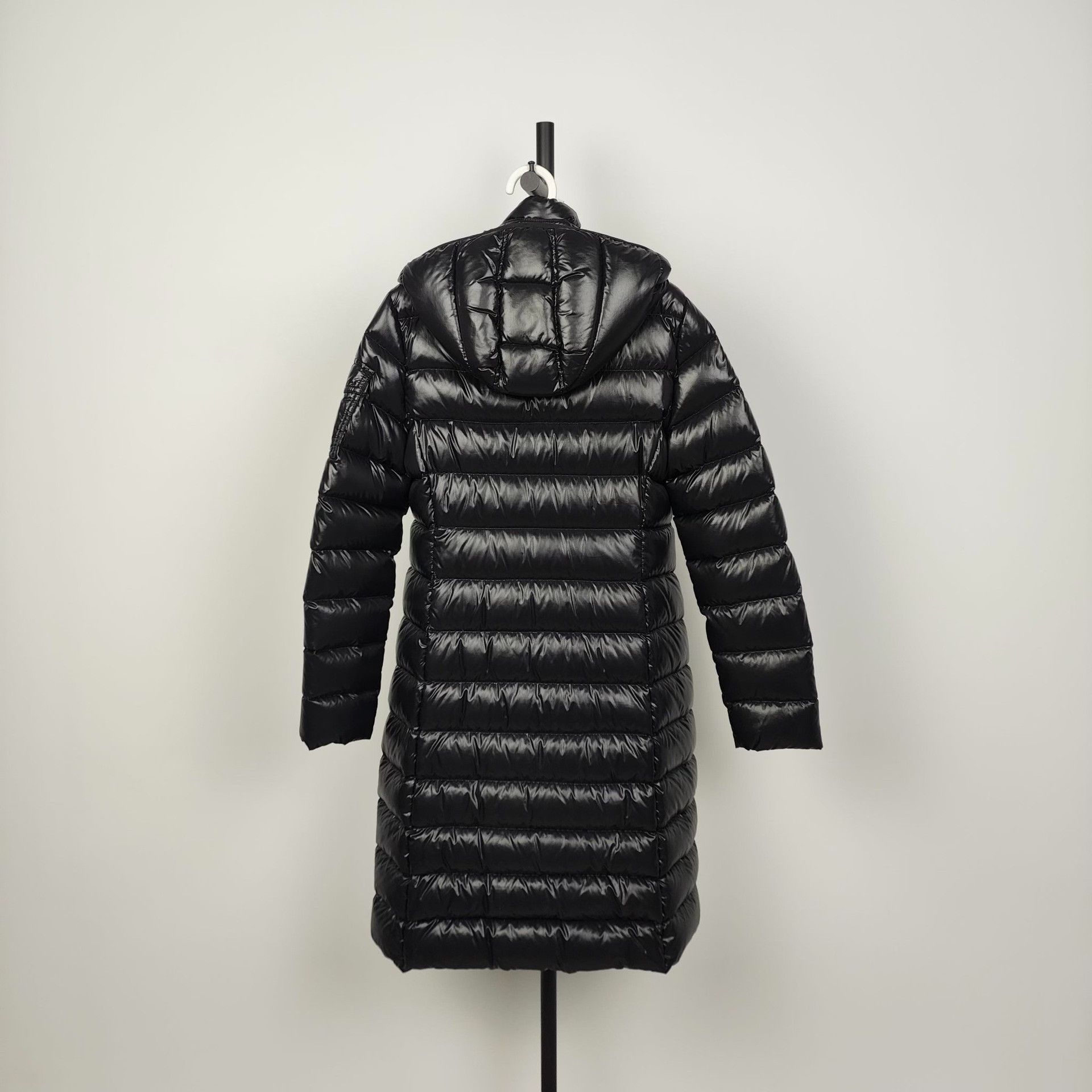 Moncler Moncler Retro Black Down Jacket 37.5 Women Size S / US 4 / IT 40 - 2 Thumbnail