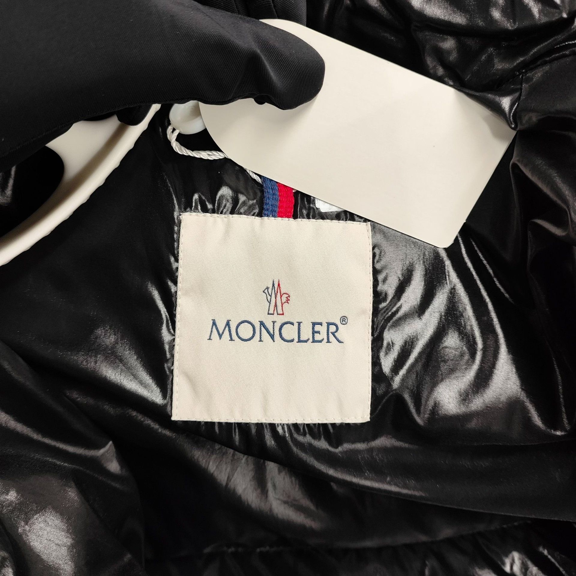 Moncler Moncler Retro Black Down Jacket 37.5 Women Size S / US 4 / IT 40 - 3 Thumbnail
