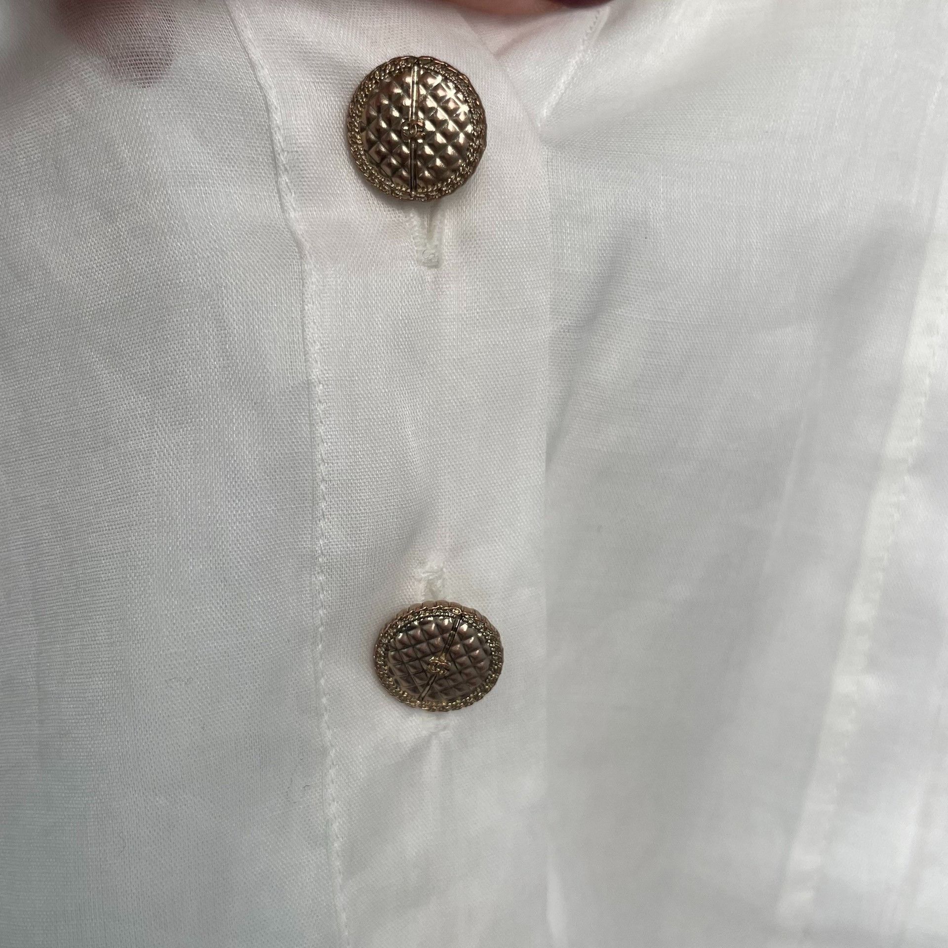 Chanel Chanel Limited Button Up 38 Women Size S / US 4 / IT 40 - 5 Thumbnail