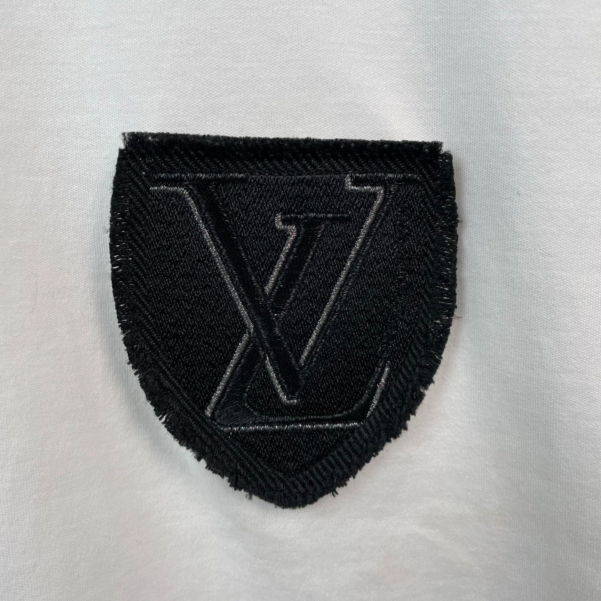 Louis Vuitton Louis Vuitton White T-Shirt S Men Size US S / EU 44-46 / 1 - 4 Thumbnail