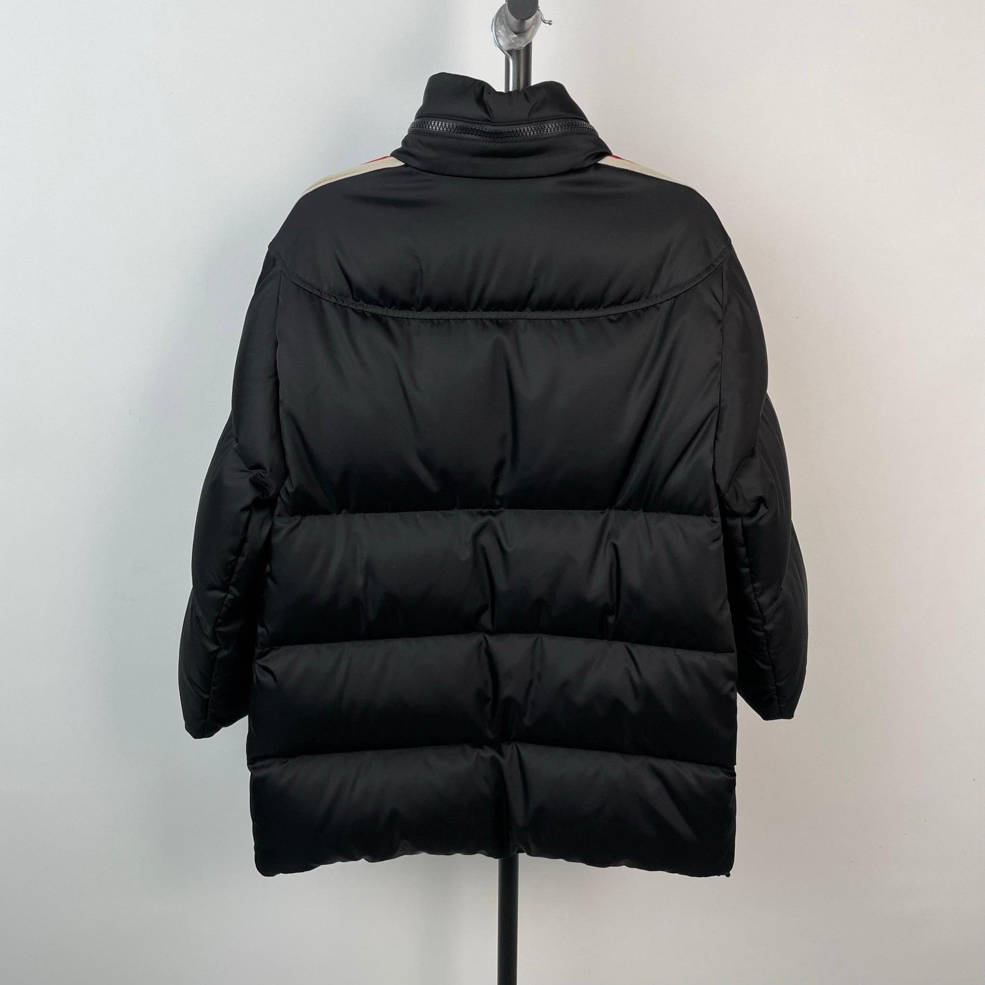 Gucci Gucci Retro Striped Black Down Jacket 38 Women Size S / US 4 / IT 40 - 2 Thumbnail
