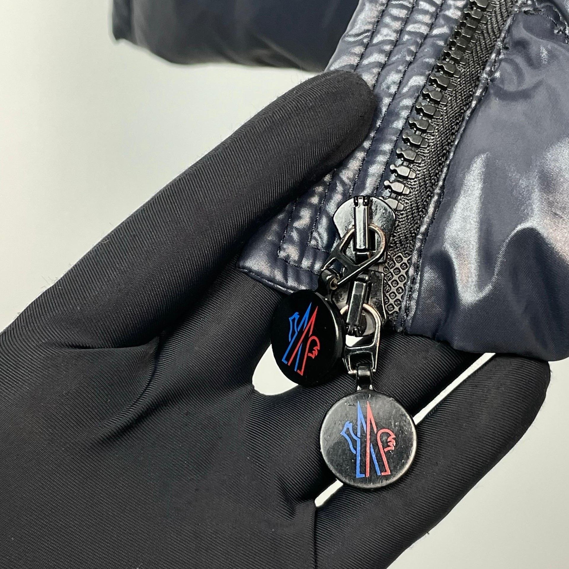 Moncler Moncler Embroidered Long Blue Down Jacket XS Women Size XS / US 0-2 / IT 36-38 - 4 Thumbnail