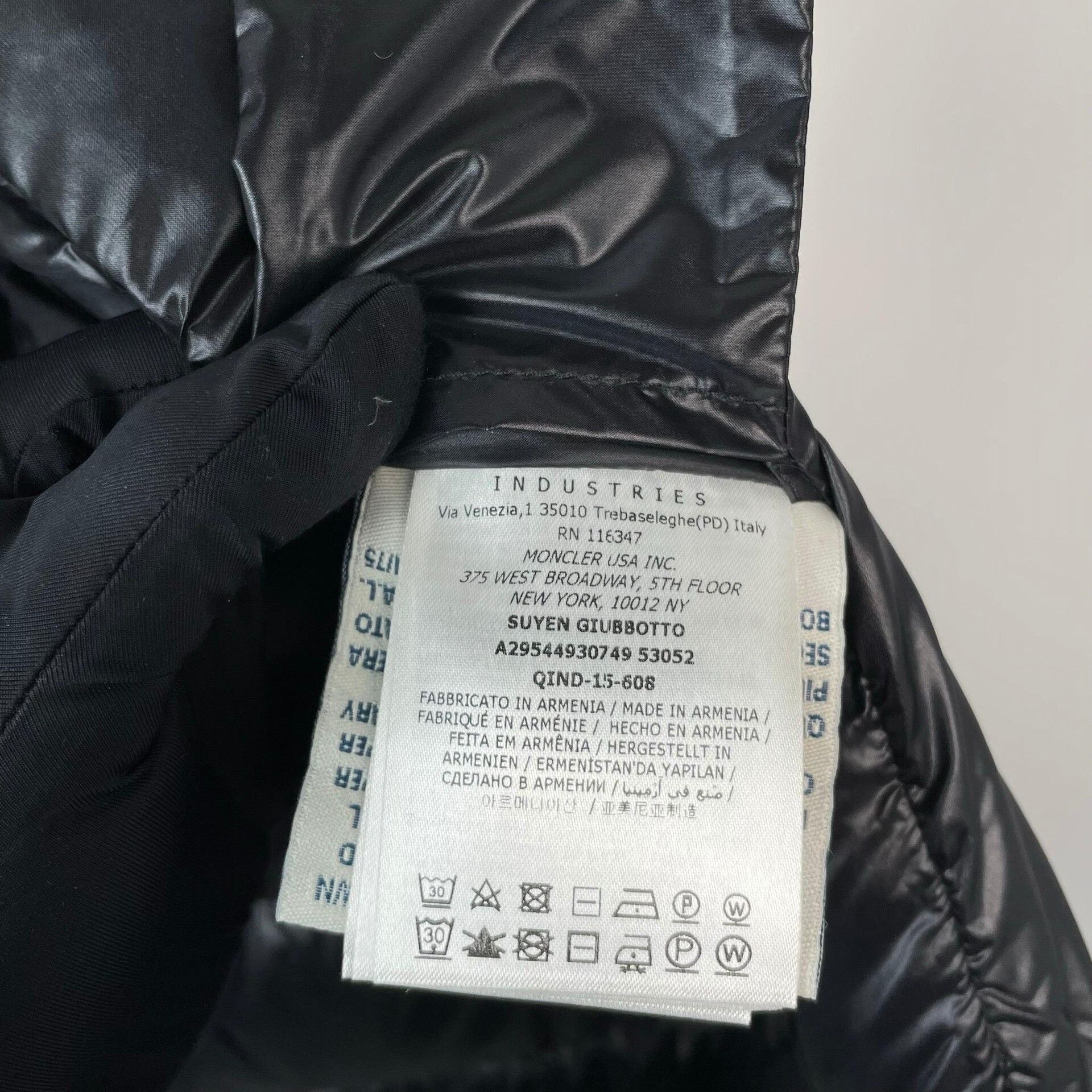 Moncler Moncler Retro Down Black Down Jacket 12 Women Size XS / US 0-2 / IT 36-38 - 9 Thumbnail
